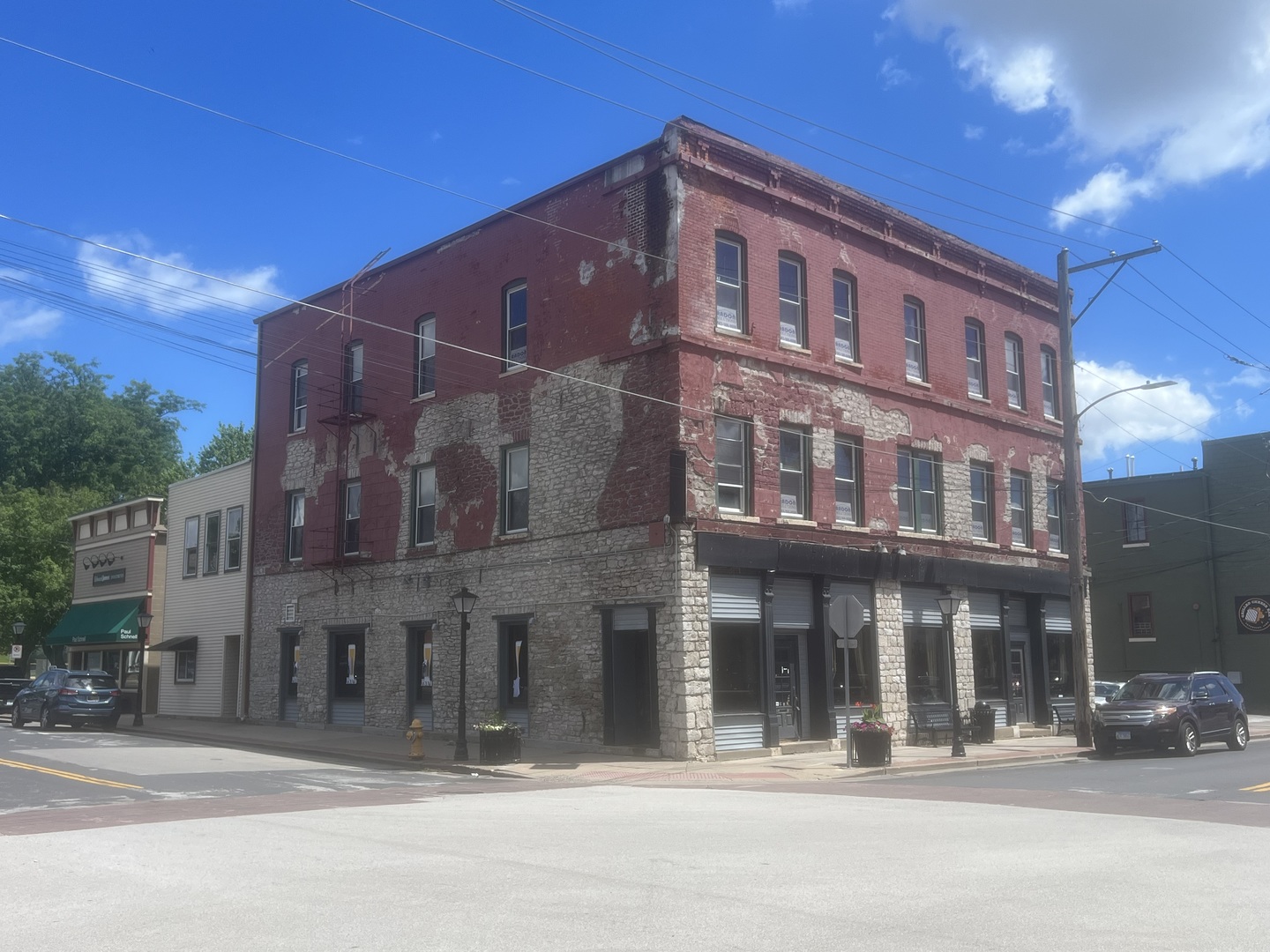 1029 Mound Street Property Photo 1