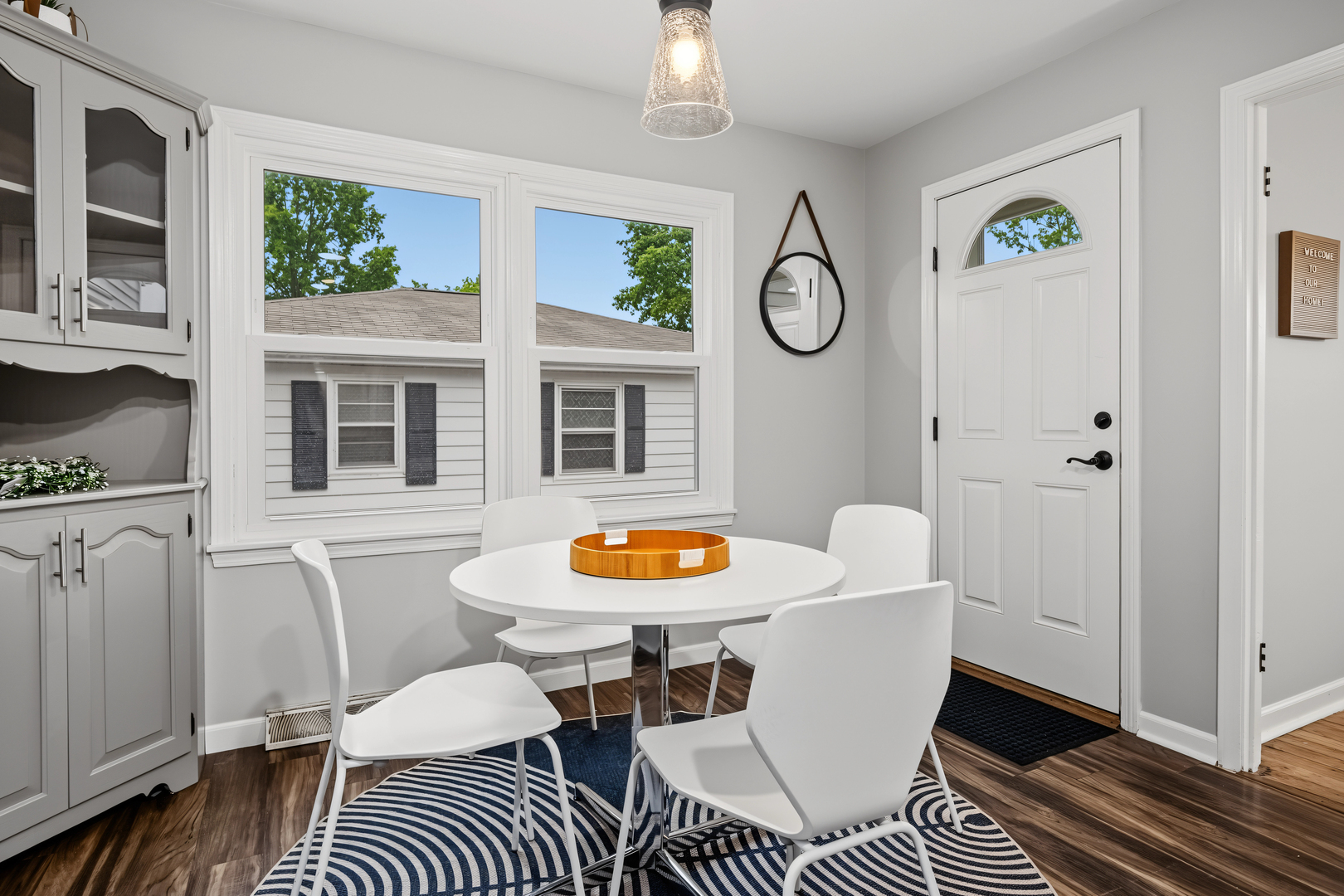 724 S New Street Property Photo 8