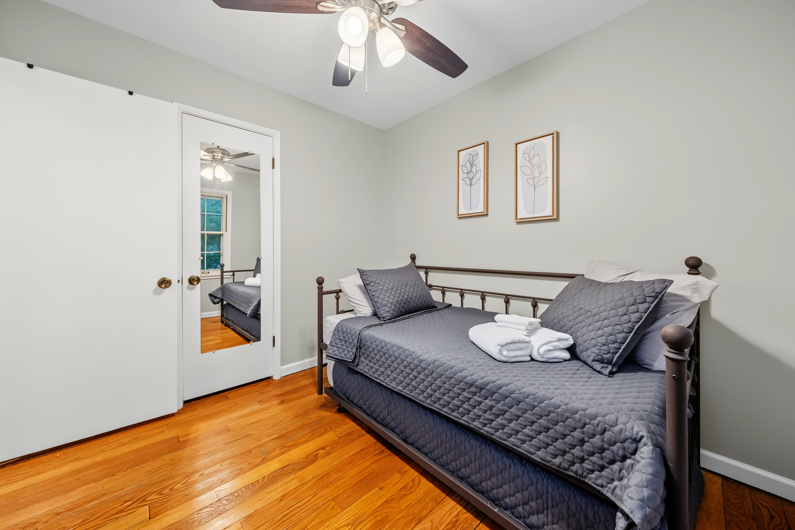 724 S New Street Property Photo 11