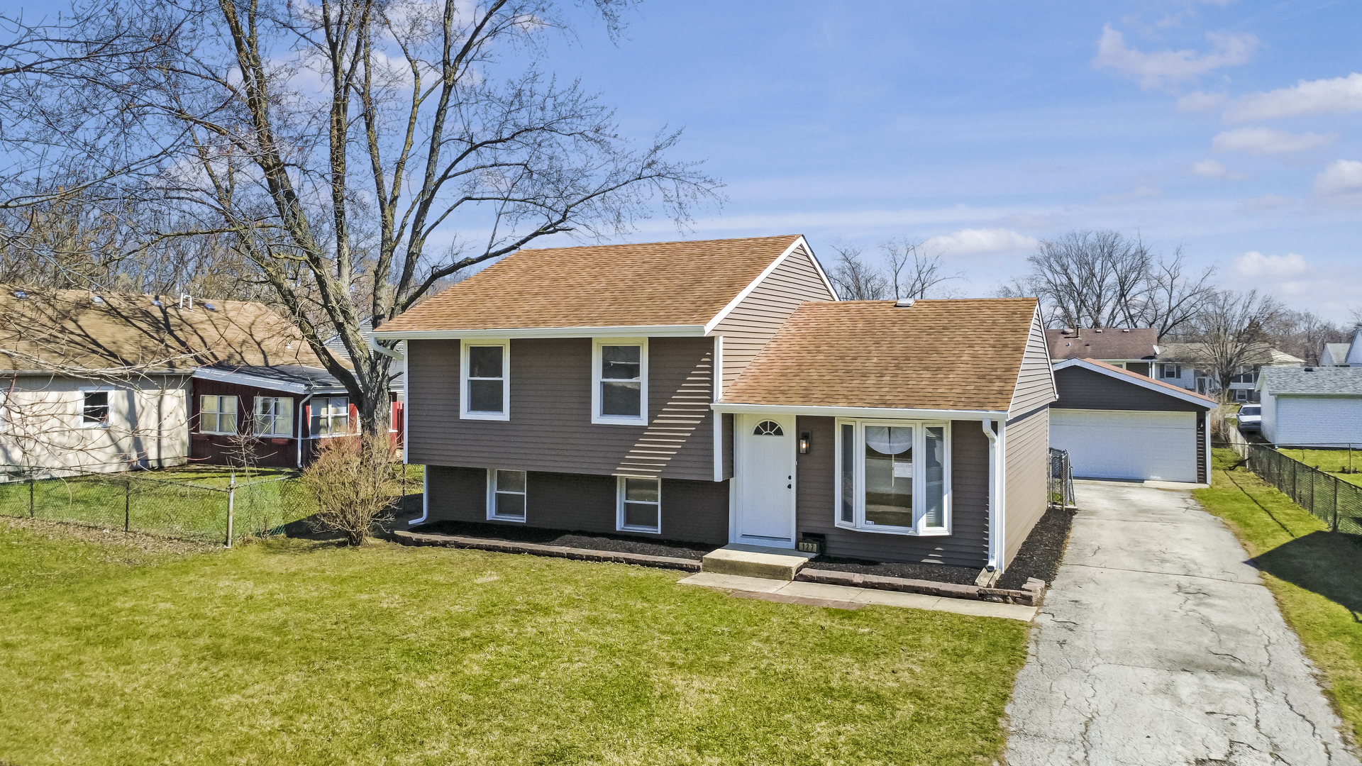 127 N Cedar Lane Property Photo 1
