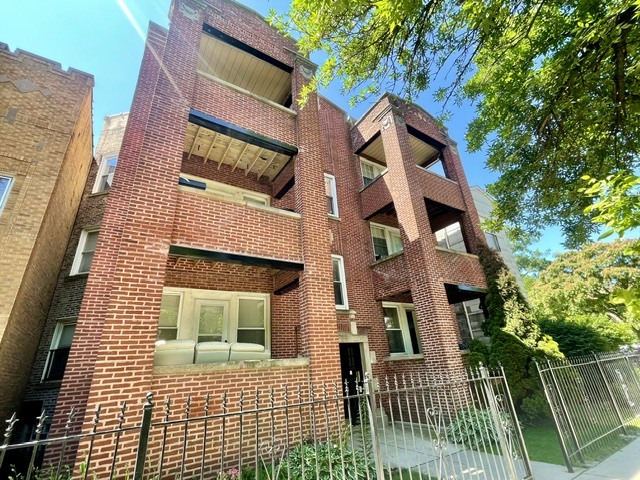 1449 - 51 W Garfield Boulevard Property Photo 2
