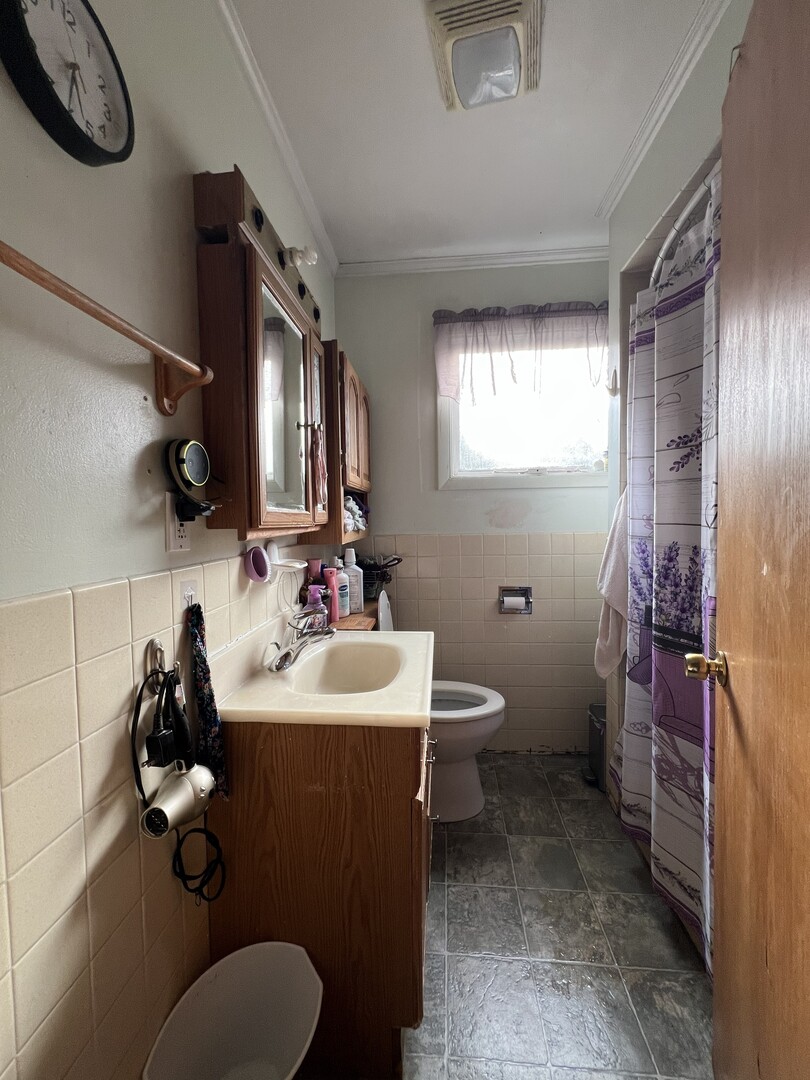 21 S Seymour Avenue Property Photo 12