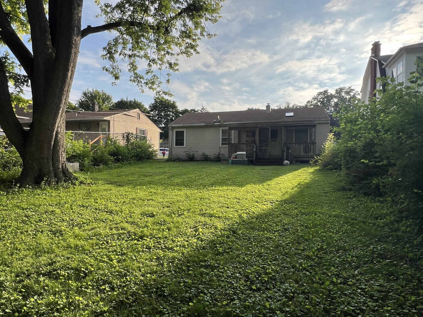 21 S Seymour Avenue Property Photo 18
