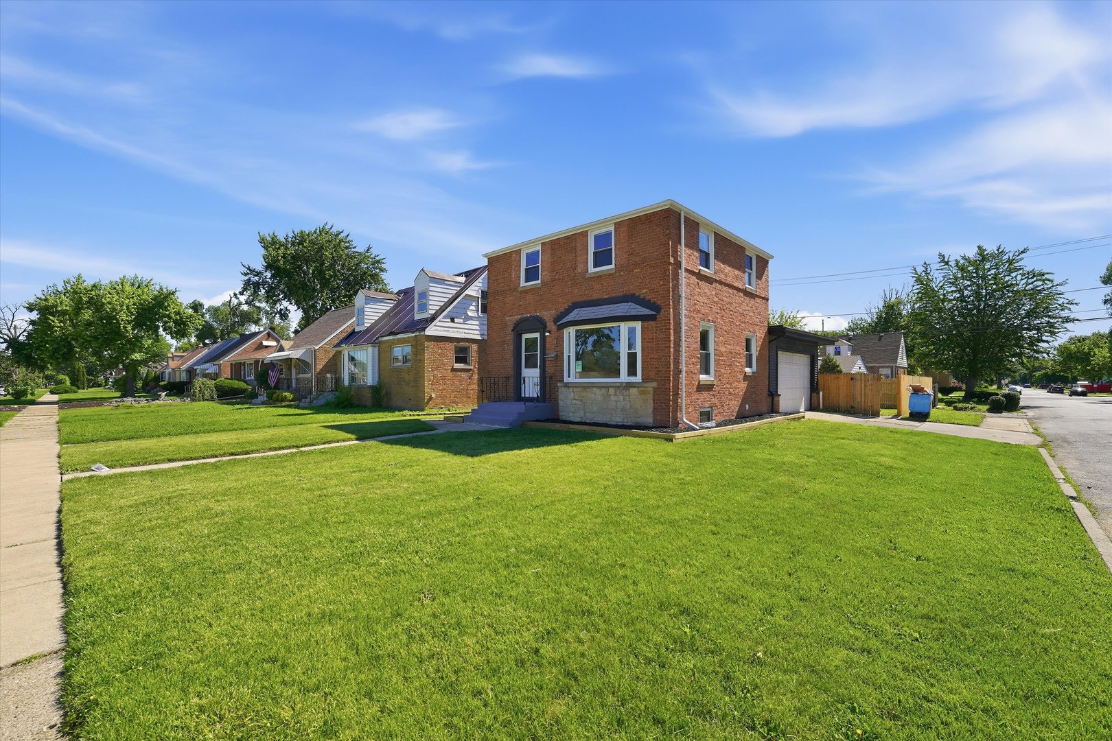 1547 Forest Avenue Property Photo 3