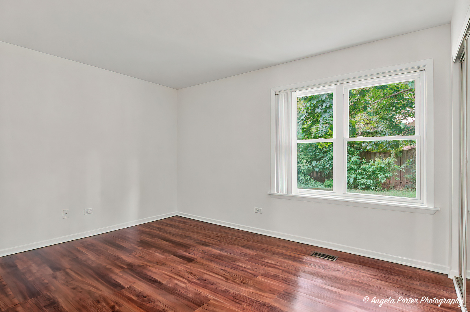 3287 Medford Court Property Photo 19
