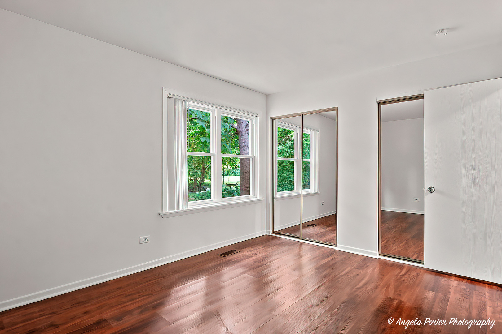 3287 Medford Court Property Photo 20