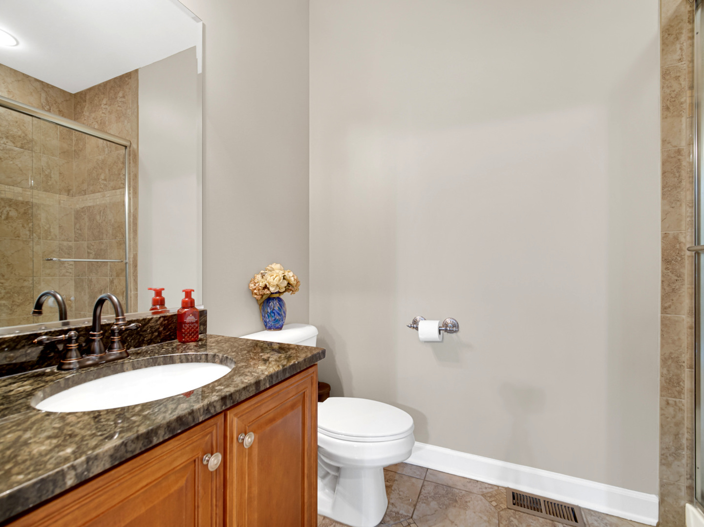 361 S Quentin Road Property Photo 16