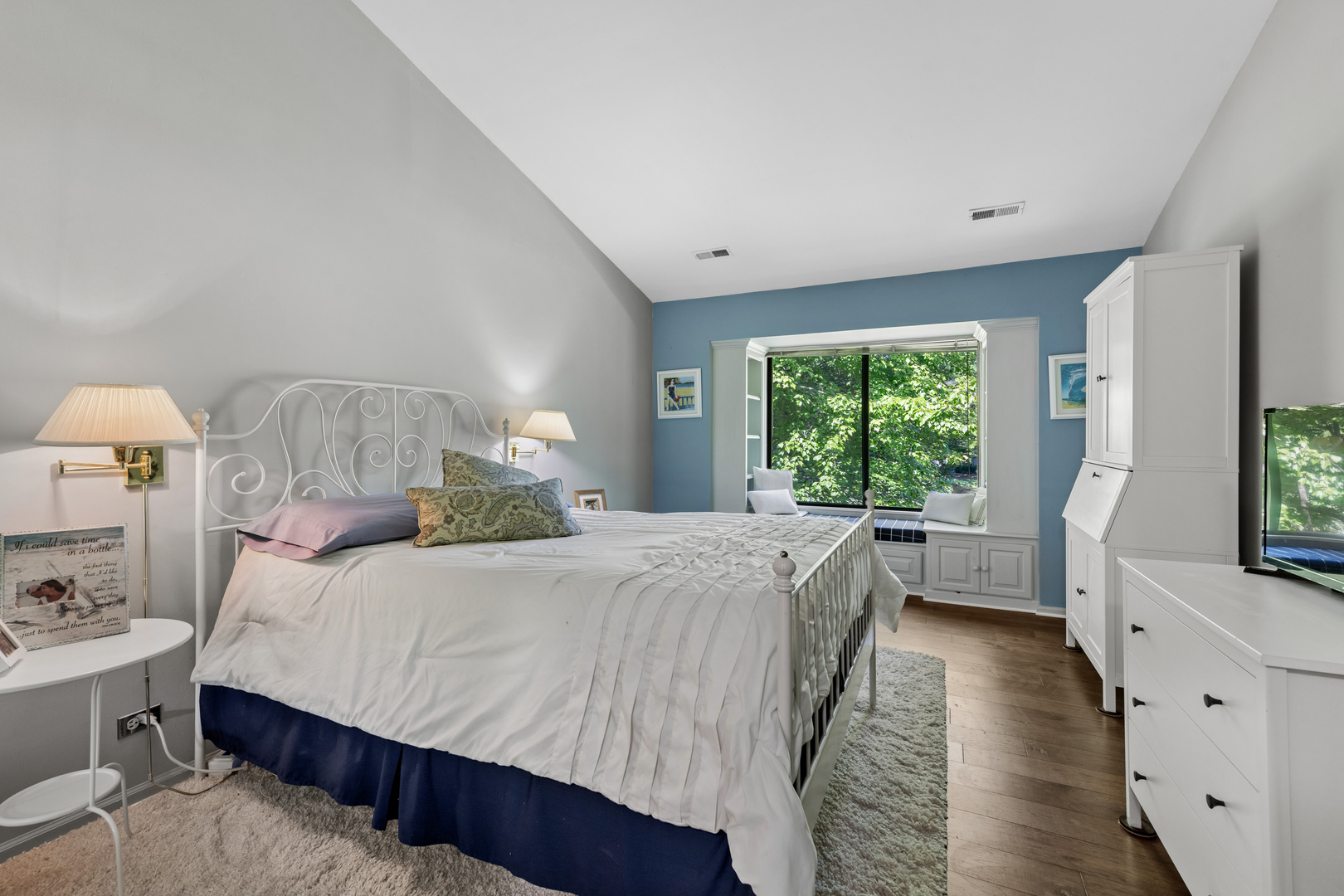 752 Shoreline Road 1077 Property Photo 13