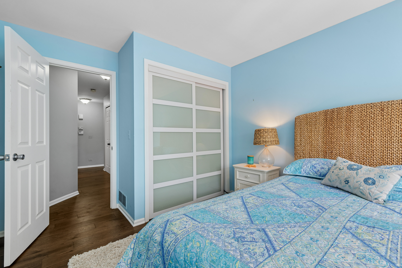 752 Shoreline Road 1077 Property Photo 16