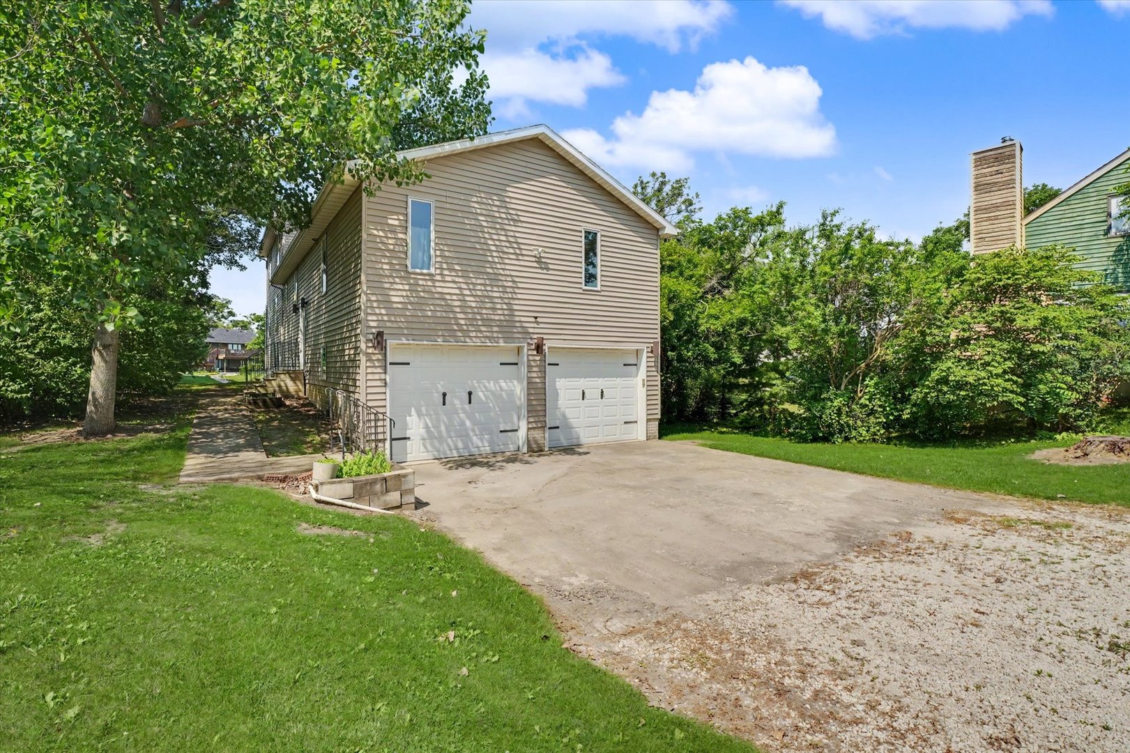 162 Iroquois Trail Property Photo 7