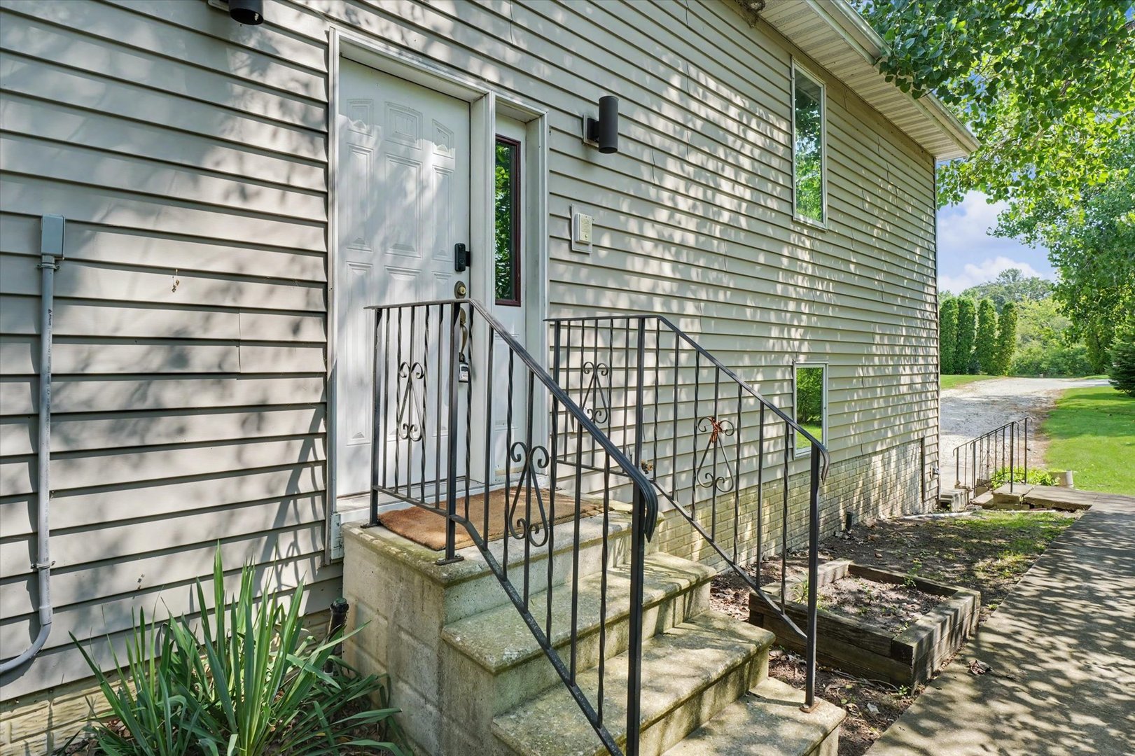 162 Iroquois Trail Property Photo 8
