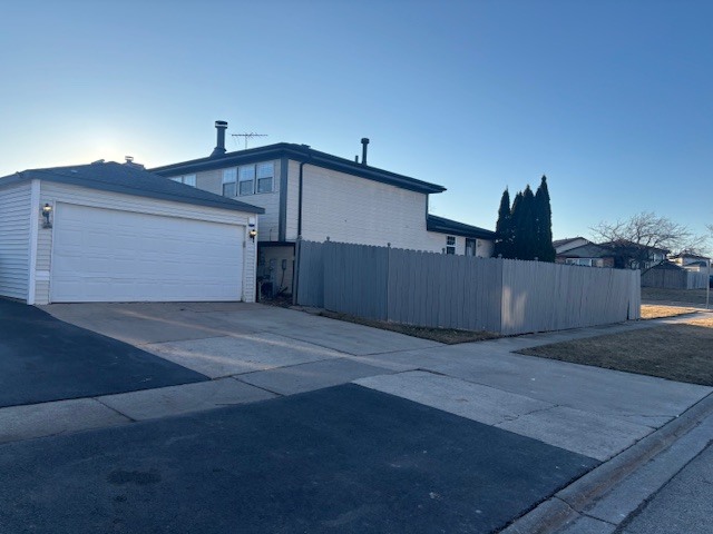 18143 Idlewild Drive Property Photo 4