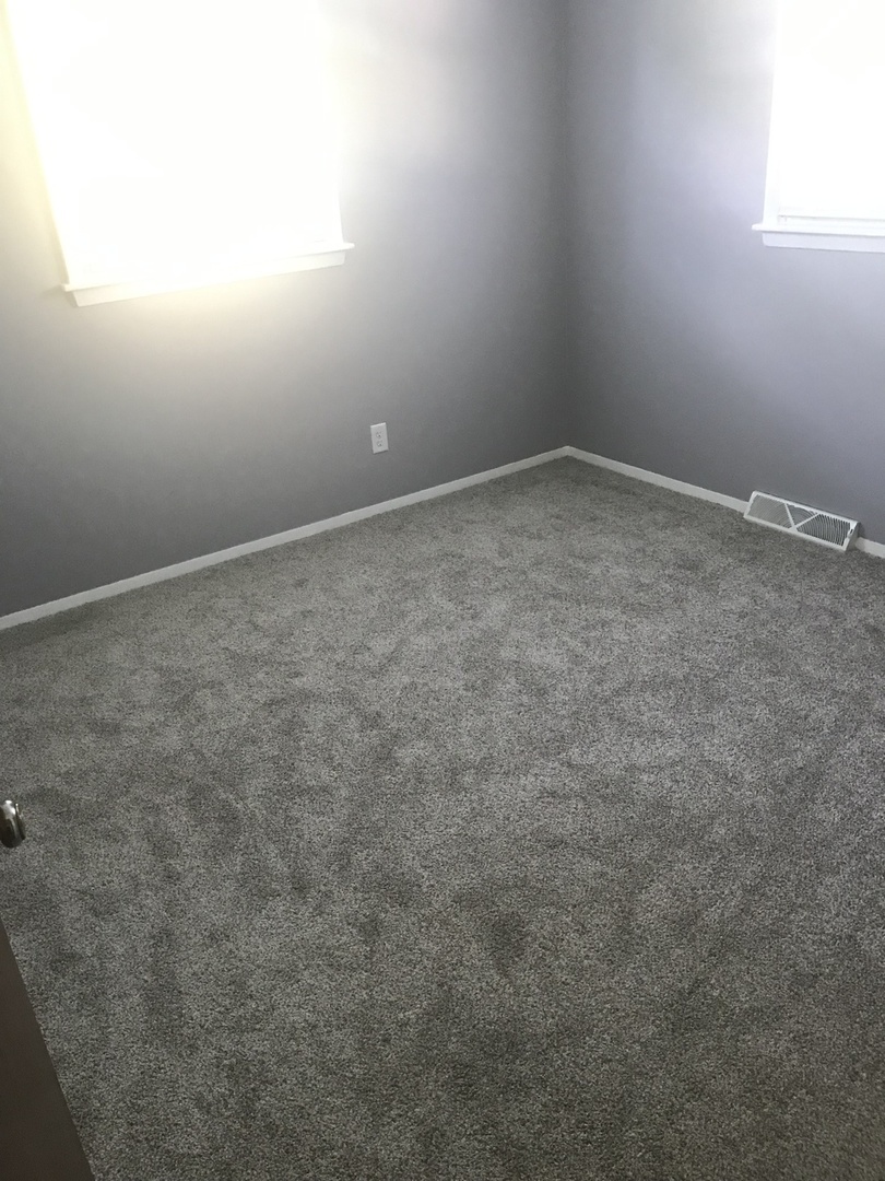 120 Caroline Court Property Photo 5