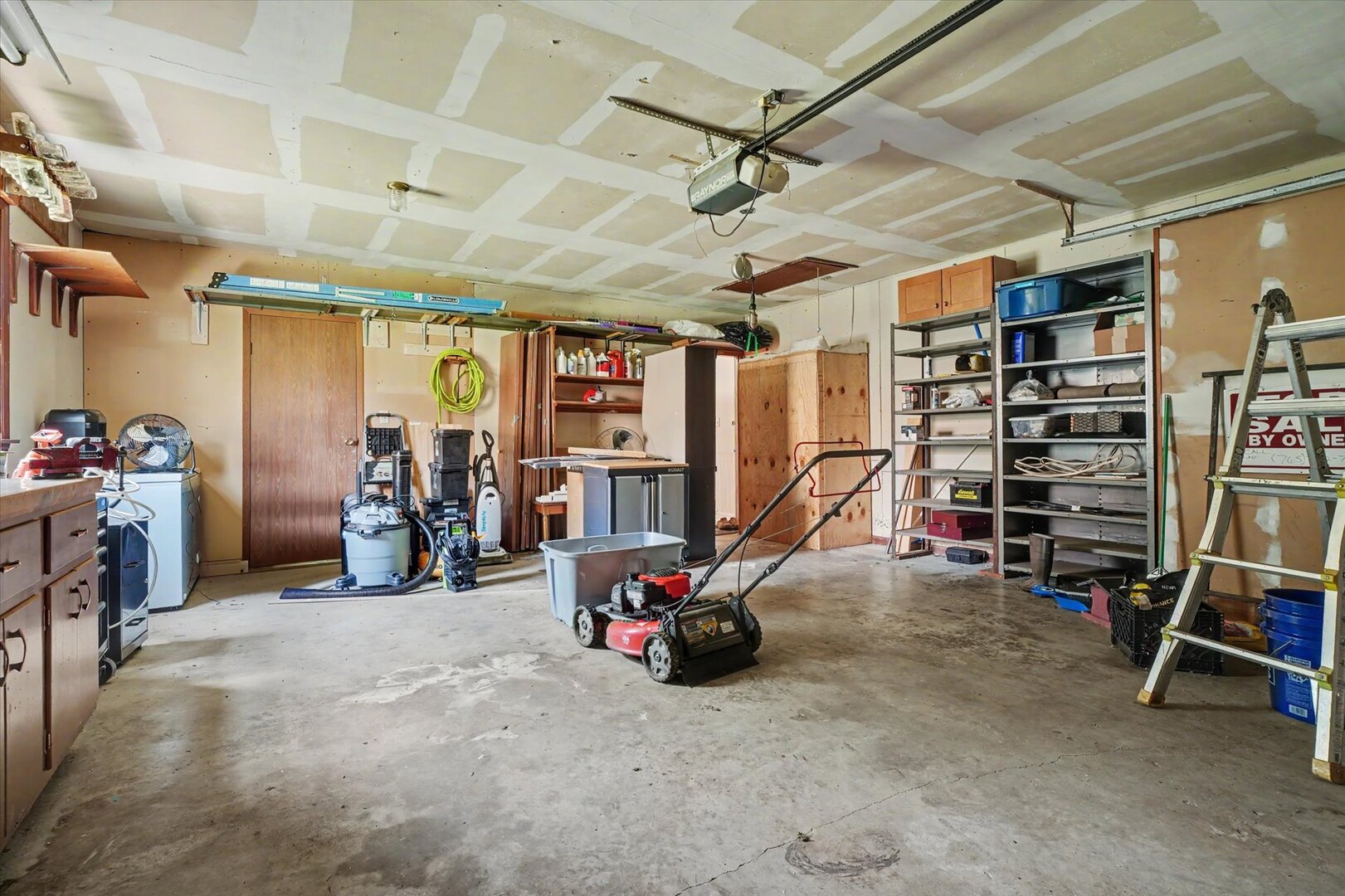 304 Cherokee Drive Property Photo 45