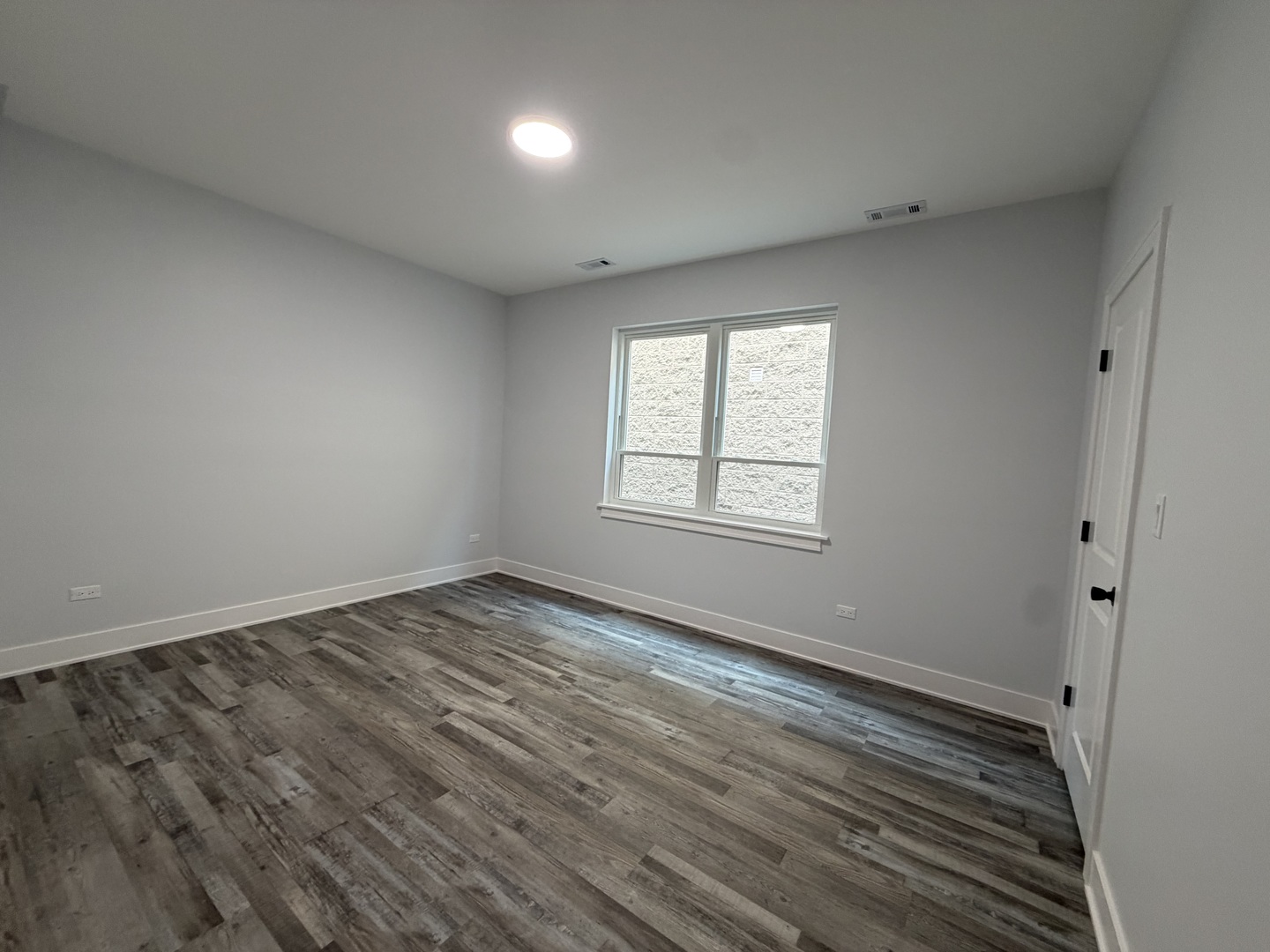 2849 W Monroe Street Property Photo 26