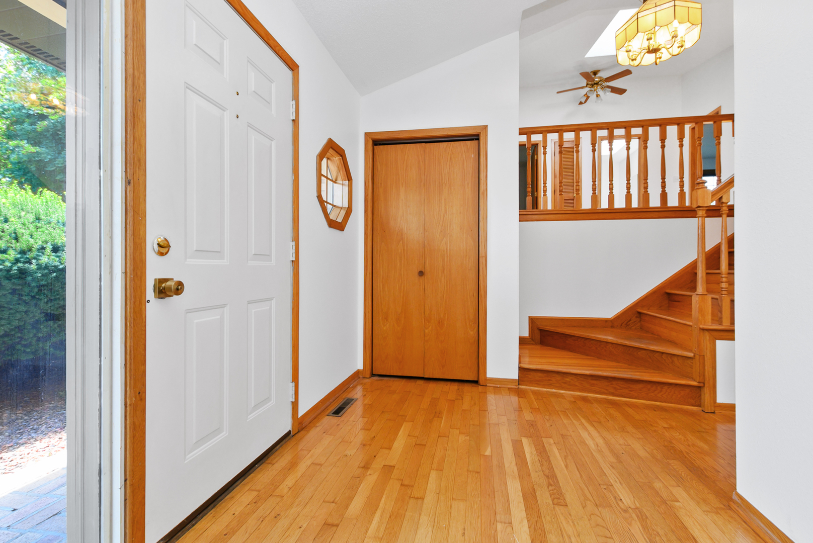24662 W Red Oak Lane Property Photo 11