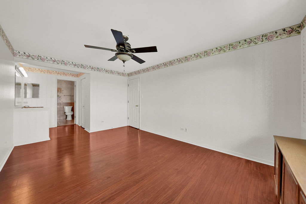 4217 W 76th Street 303 Property Photo 13