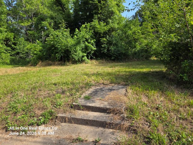 329 E Washington Street Property Photo 1