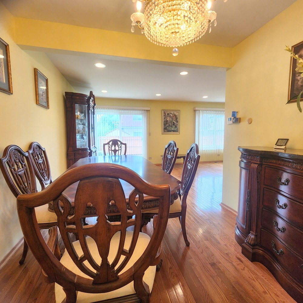 402 Honey Locust Drive Property Photo 4