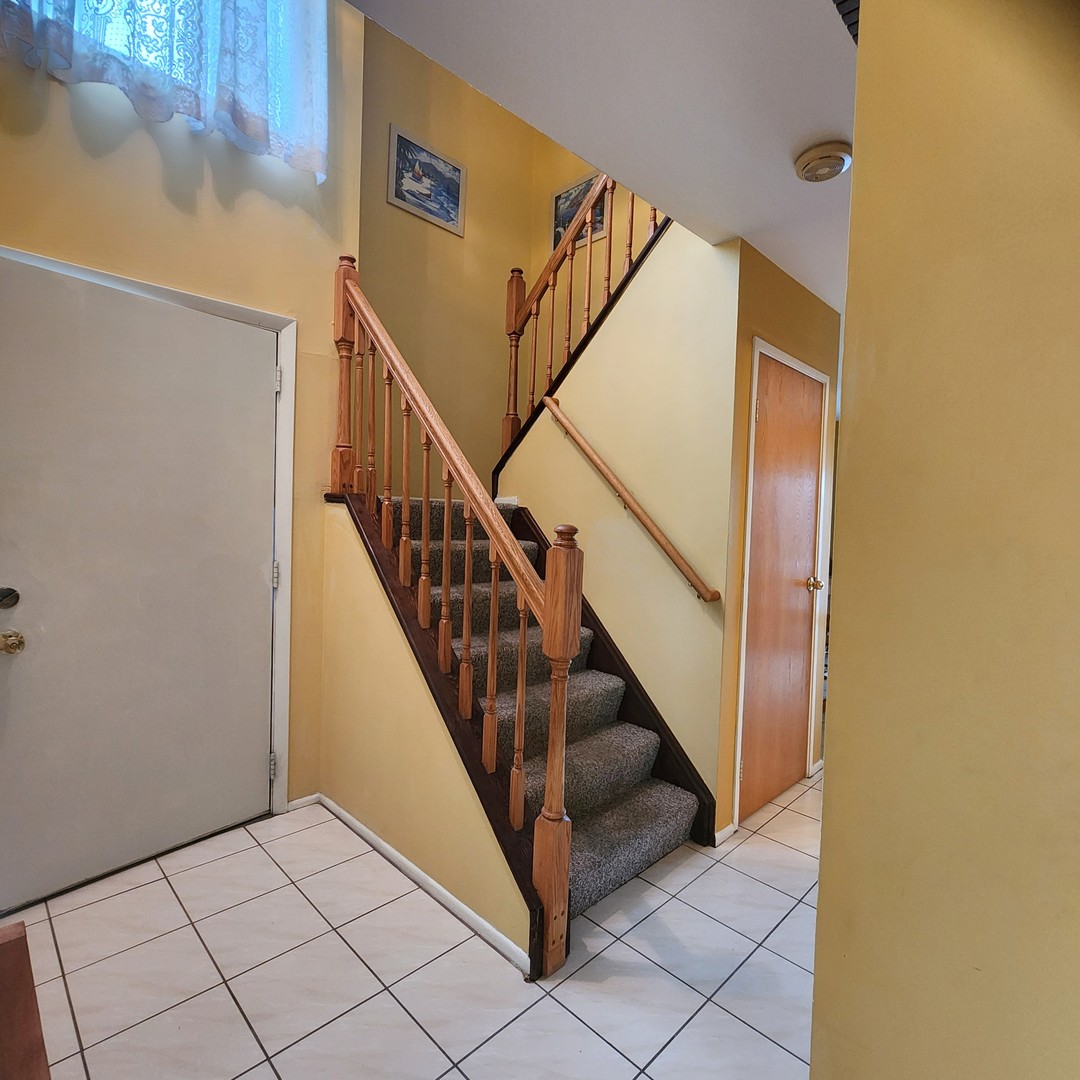 402 Honey Locust Drive Property Photo 11