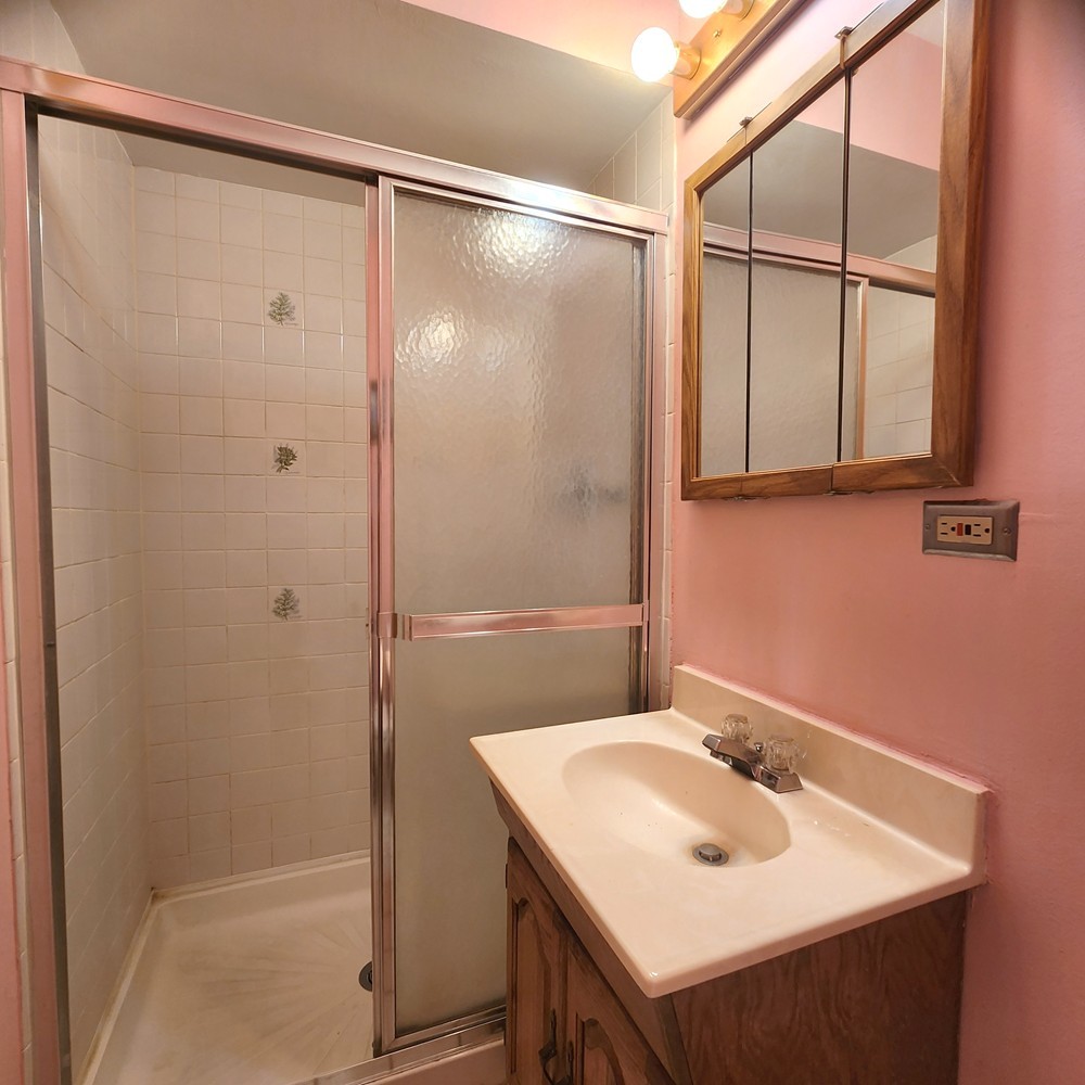402 Honey Locust Drive Property Photo 14