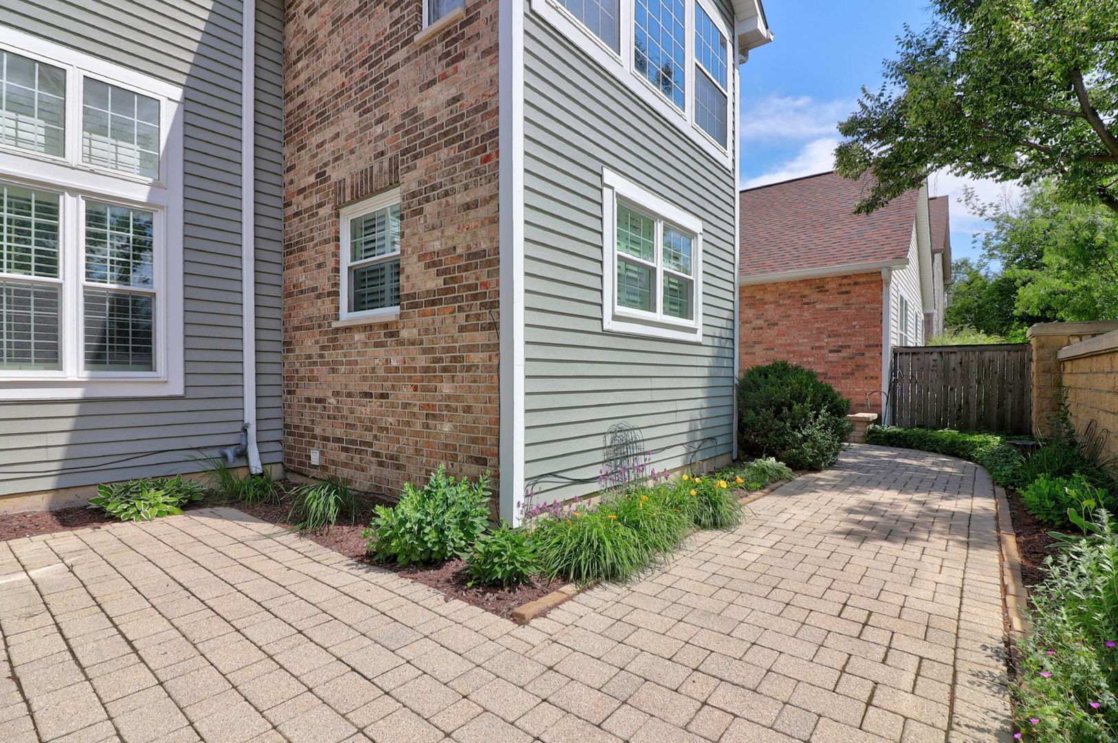 1702 Astor Avenue Property Photo 22