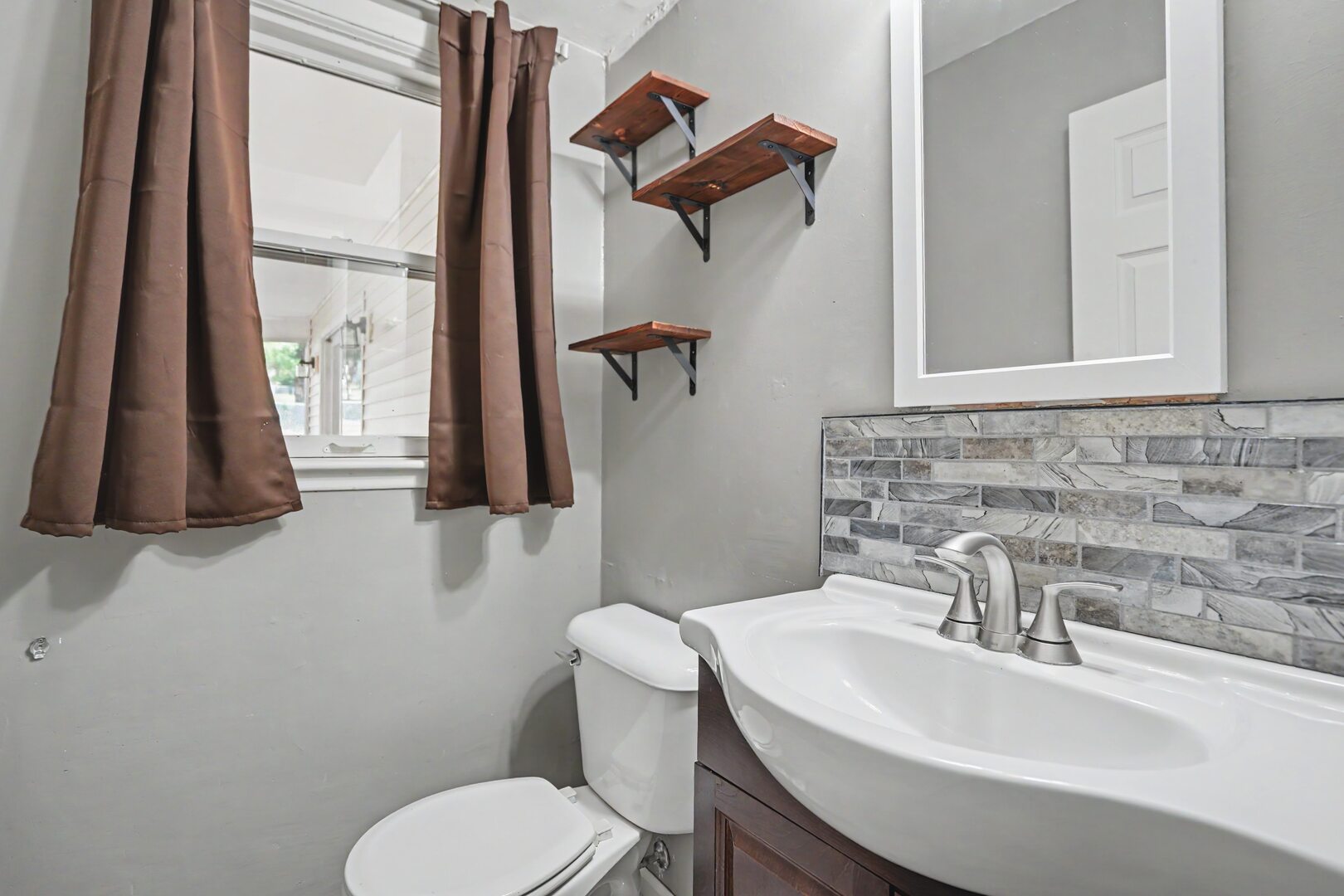 532 Meadowview Drive Property Photo 12