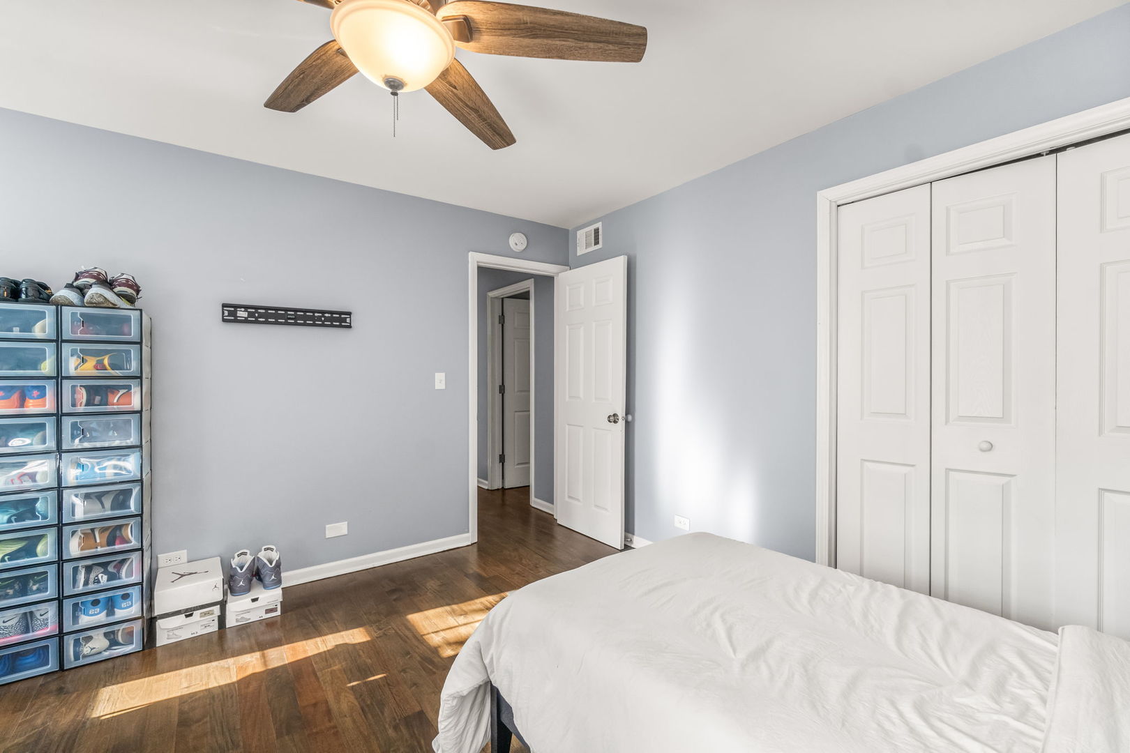 40233 N Lakeview Avenue Property Photo 17