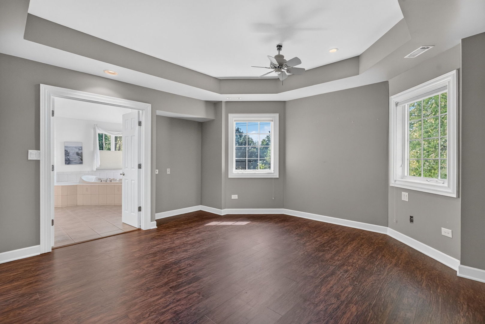 604 Hampton Court Property Photo 24