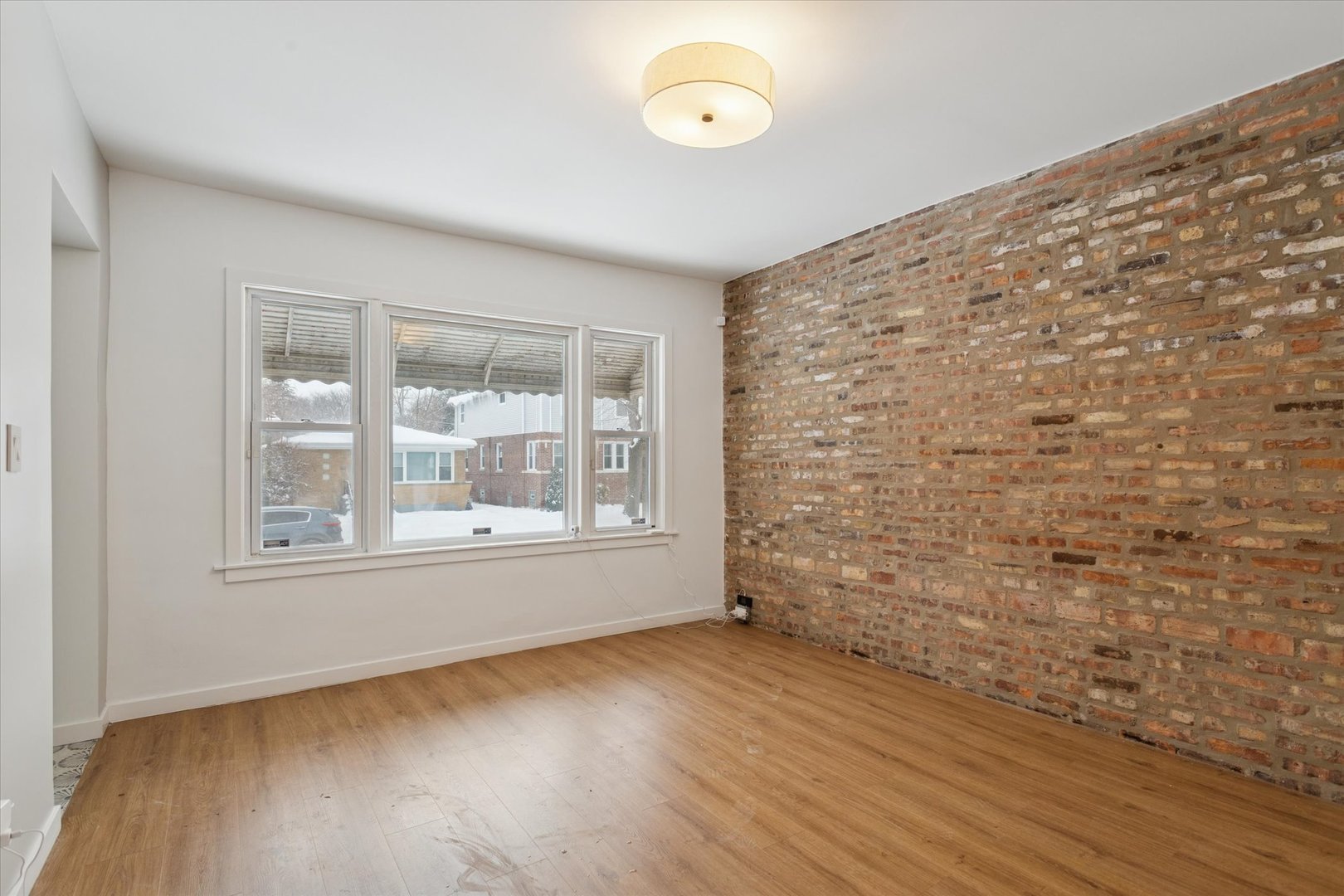 8952 S Aberdeen Street Property Photo 15