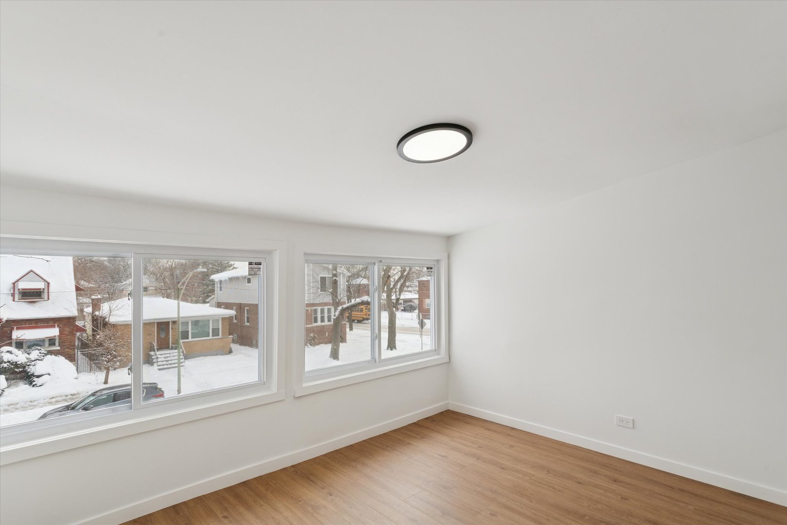 8952 S Aberdeen Street Property Photo 19