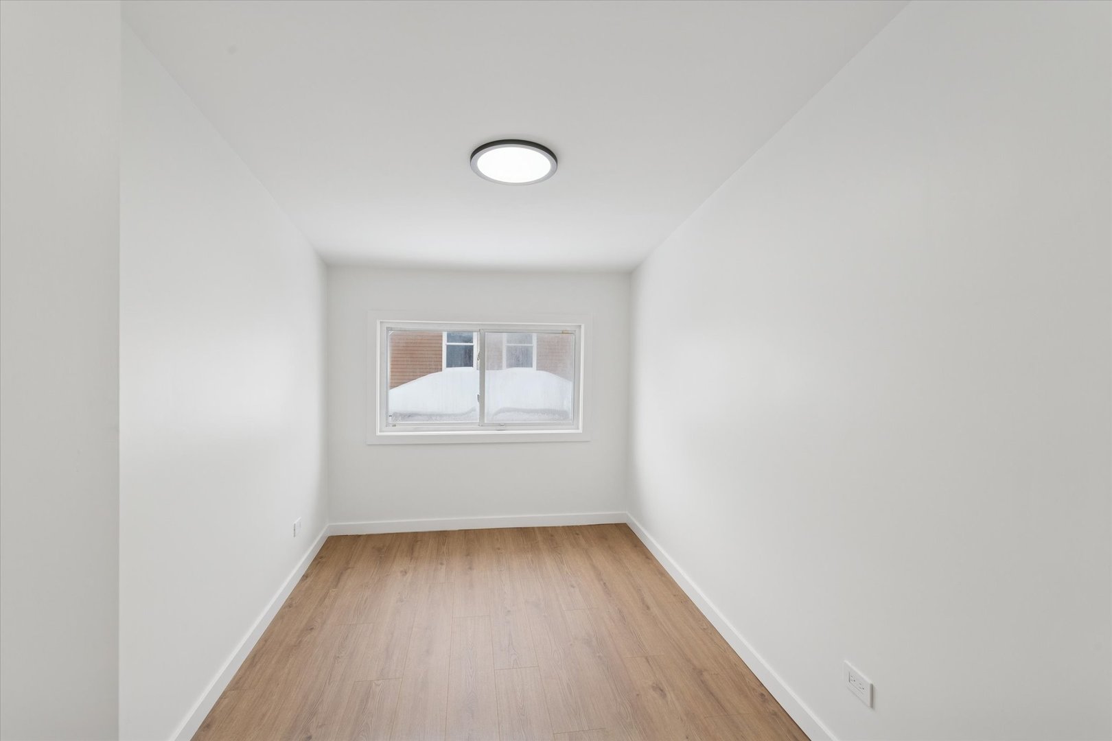 8952 S Aberdeen Street Property Photo 27