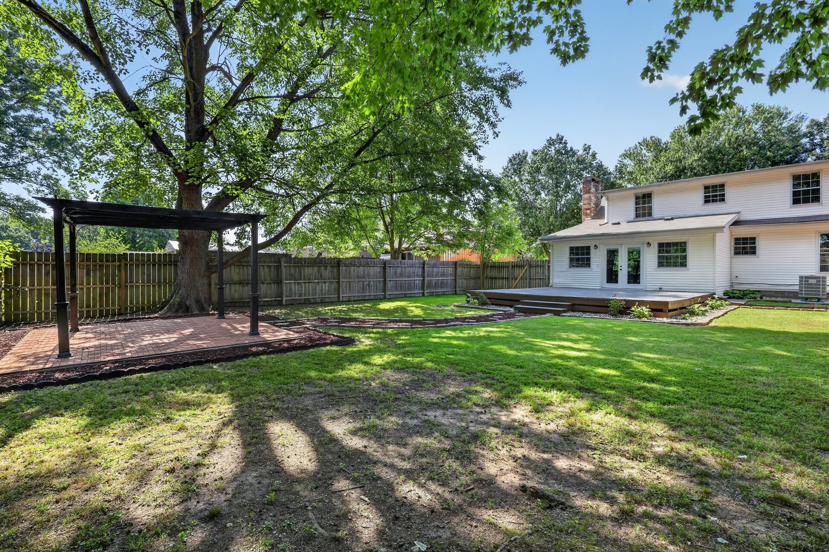 1004 E Illinois Street Property Photo 29