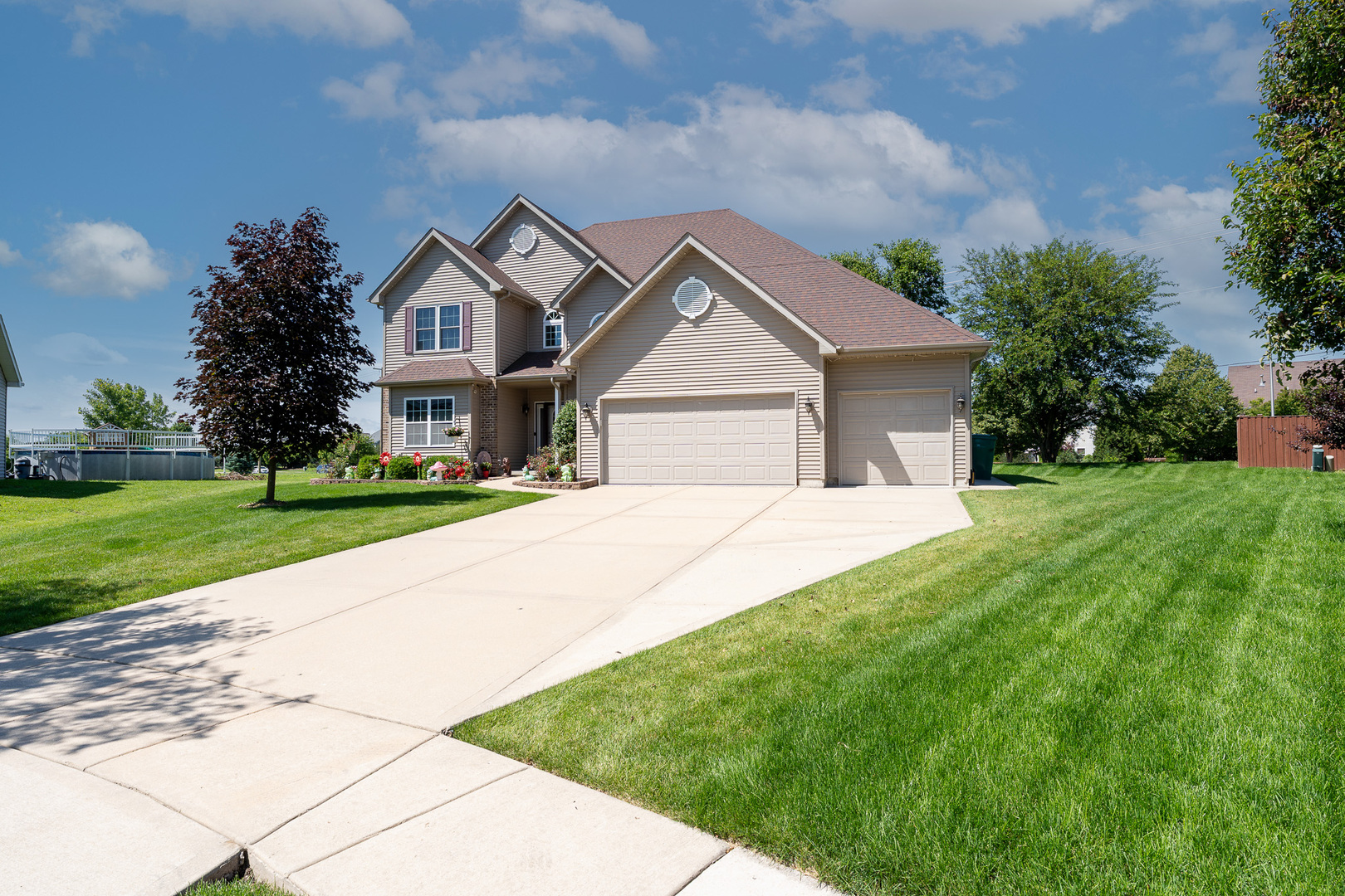 7108 Carbuck Court Property Photo 1