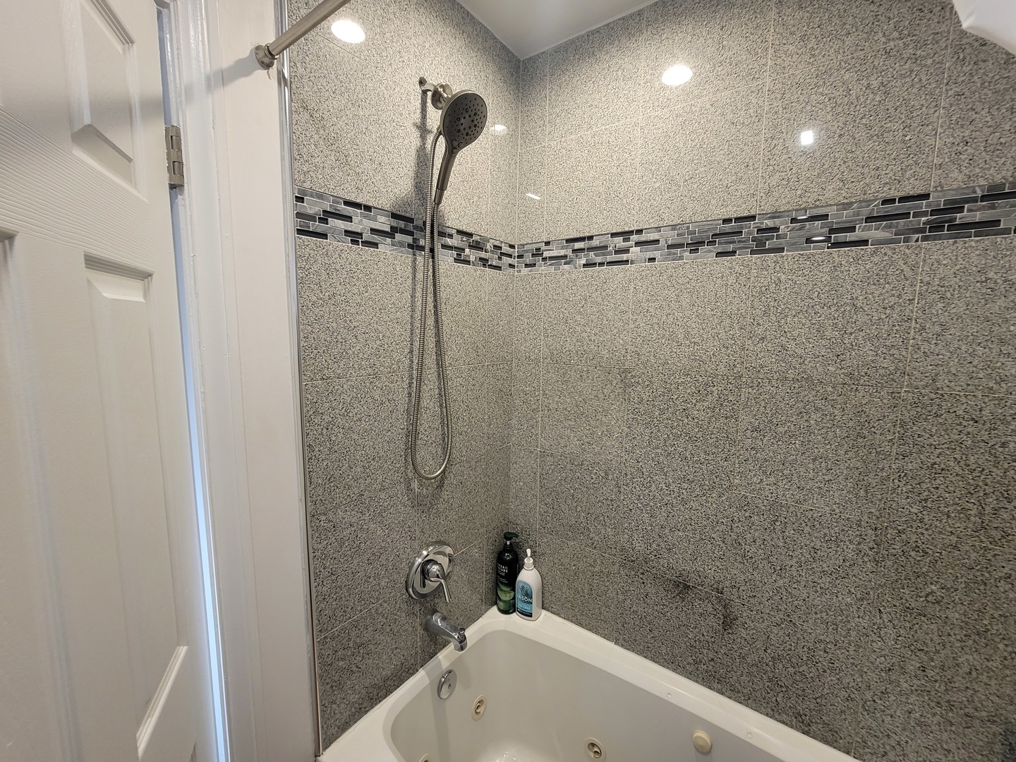 6156 N Kedvale Avenue Property Photo 32