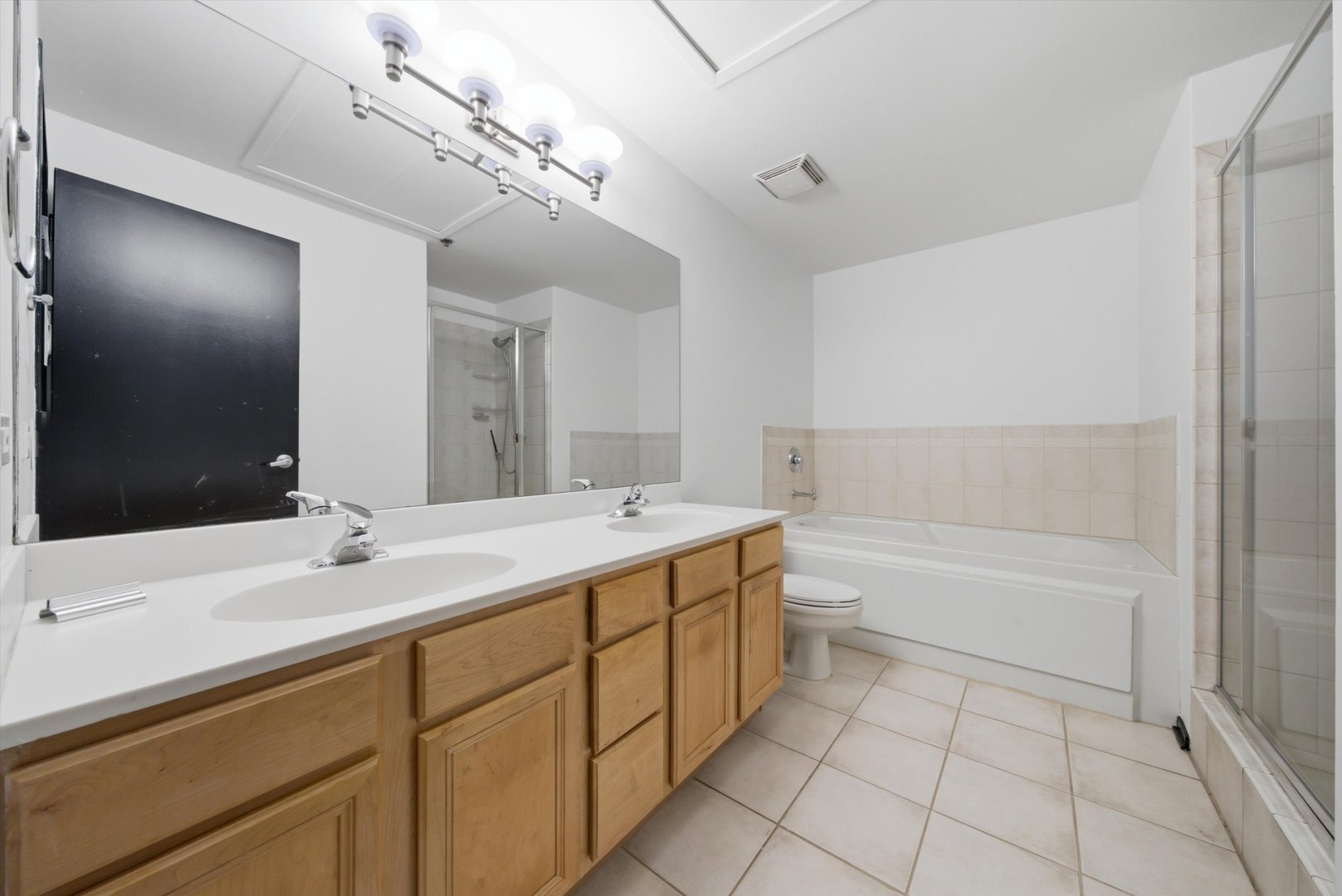 1530 S State Street 907 Property Photo 25