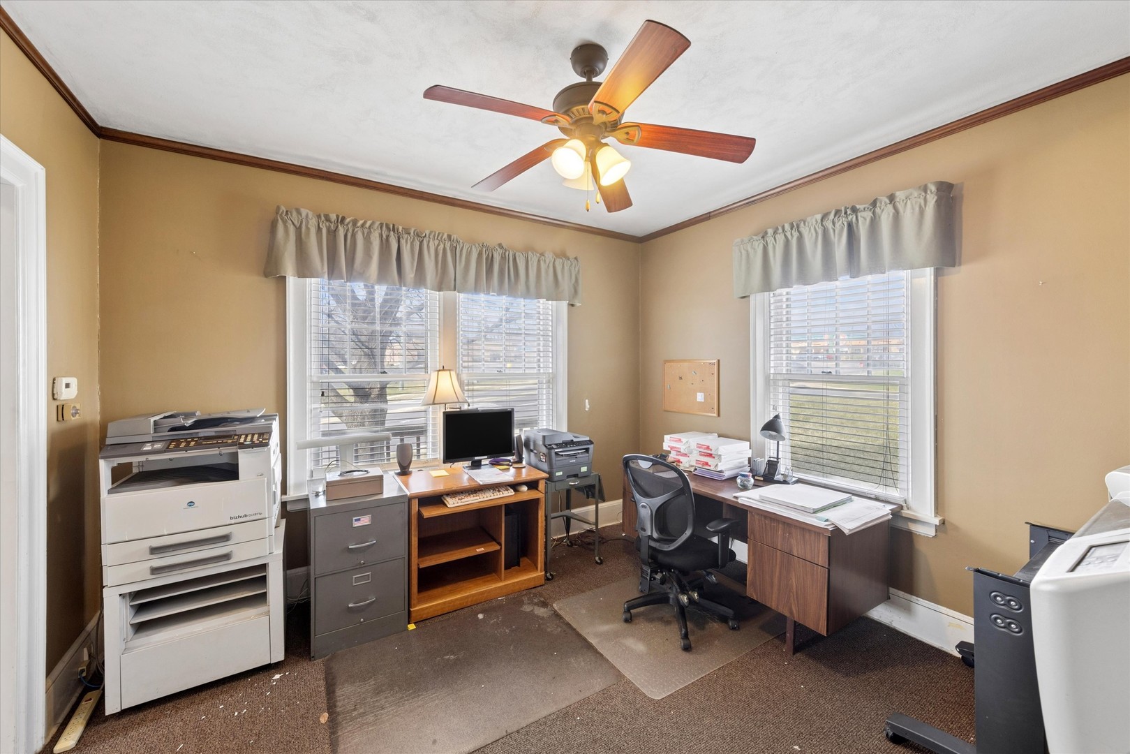 141 S Neltnor Boulevard Property Photo 4