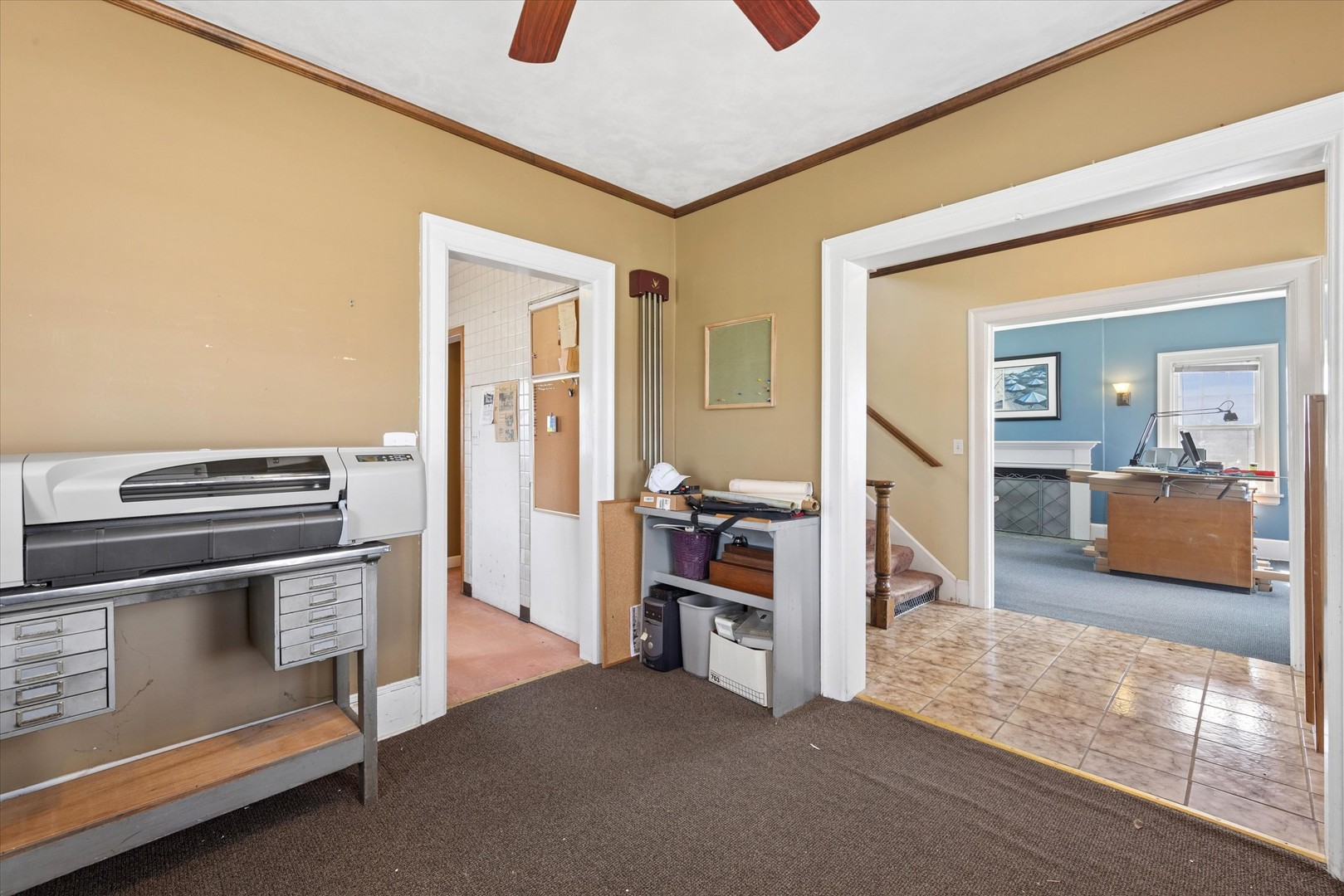 141 S Neltnor Boulevard Property Photo 8