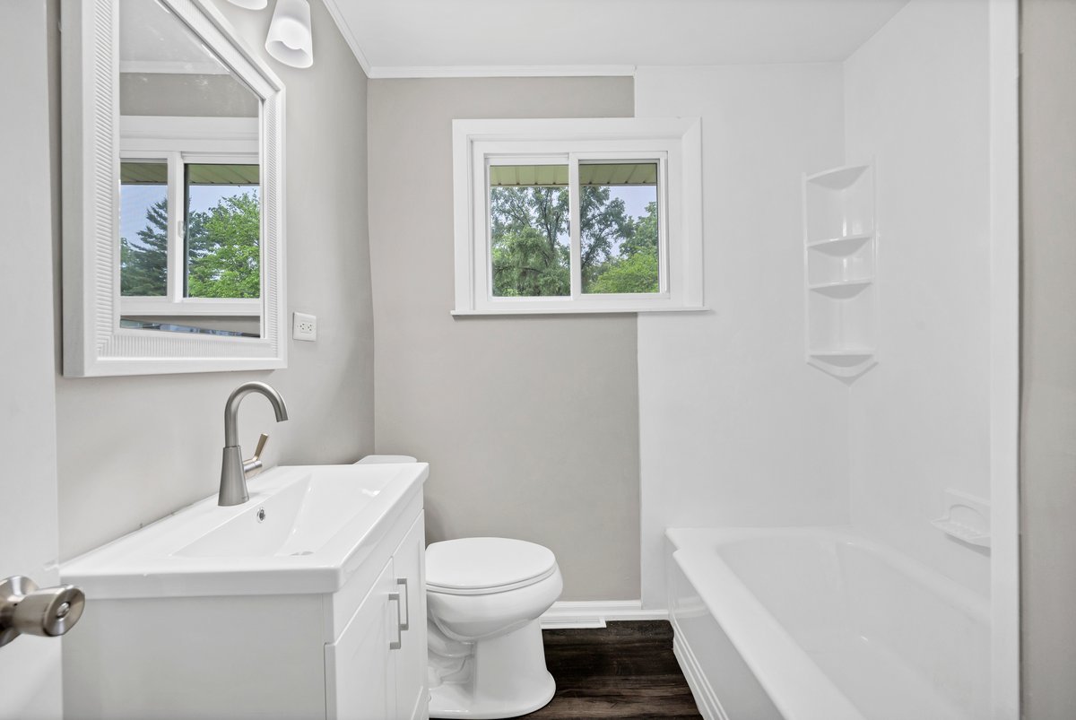 10274 W Ford Avenue Property Photo 12