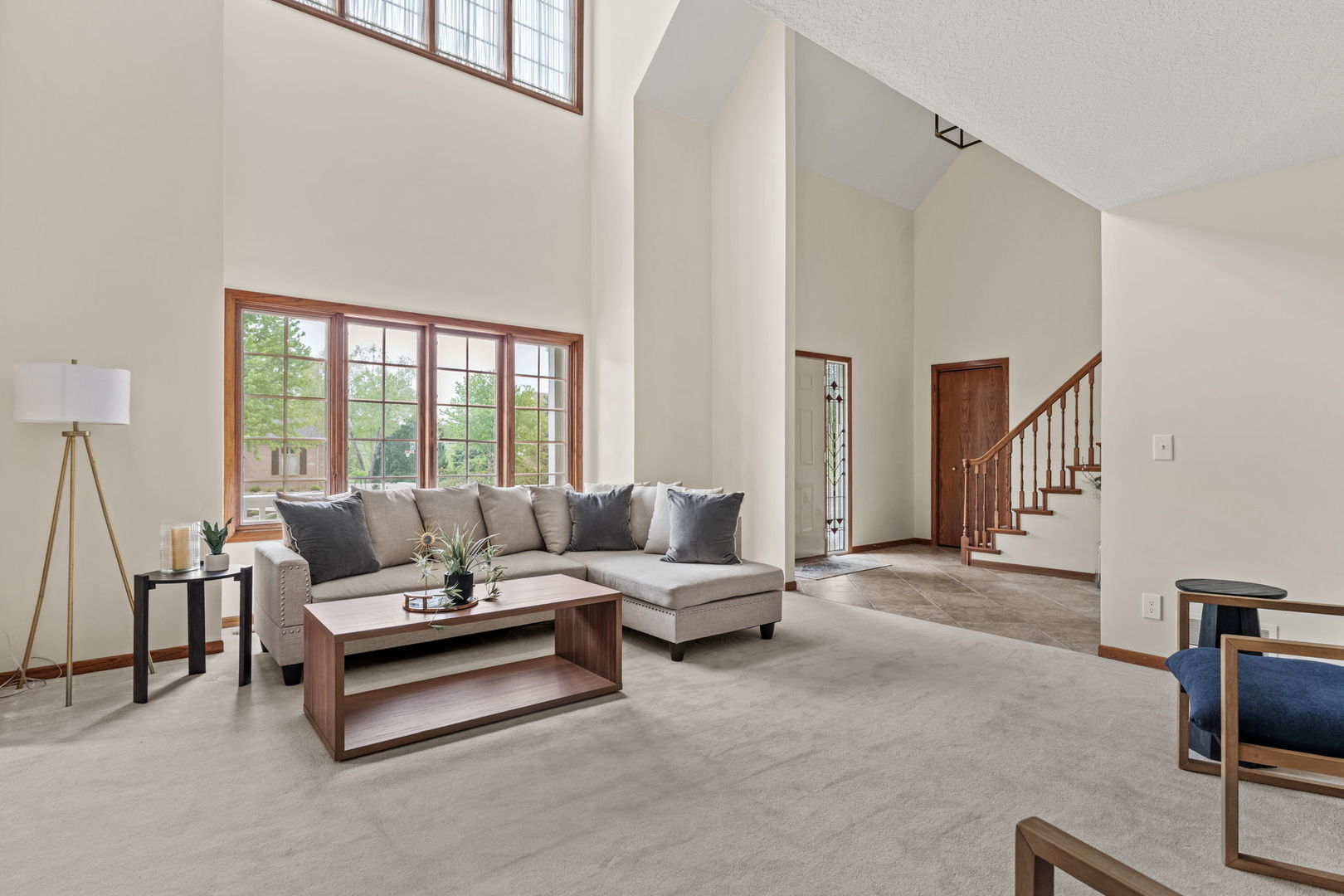 5018 Turnberry Lane Property Photo 4