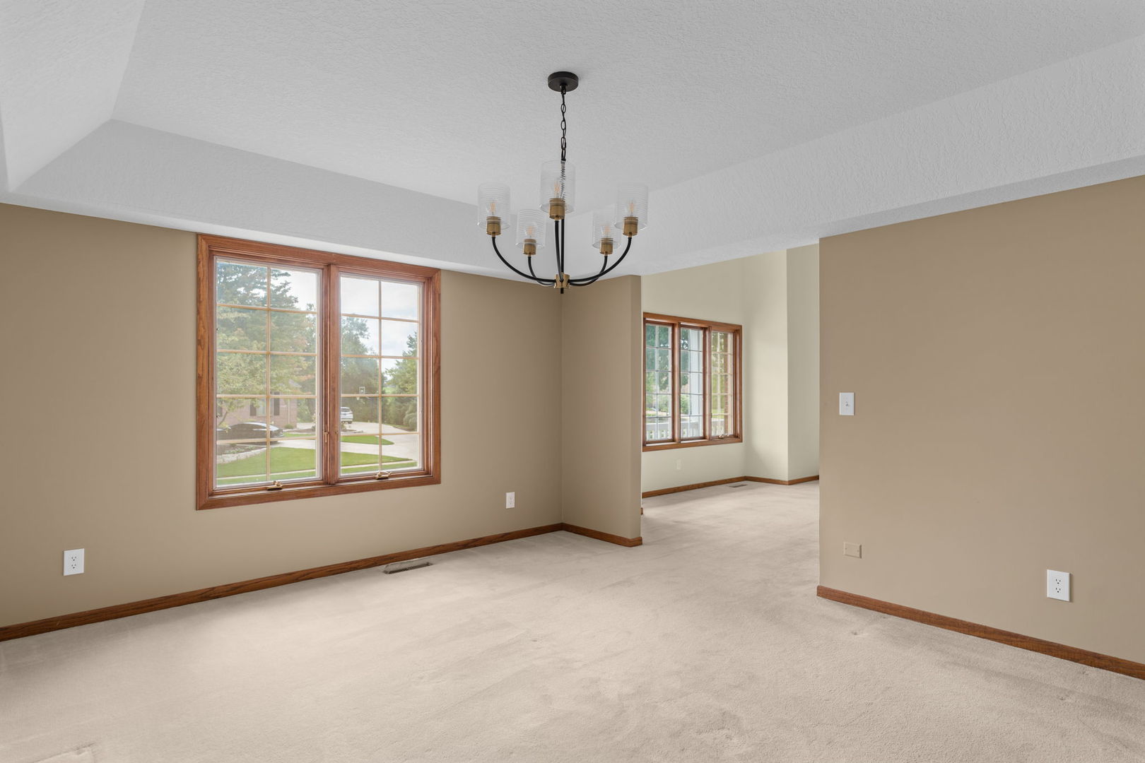 5018 Turnberry Lane Property Photo 12