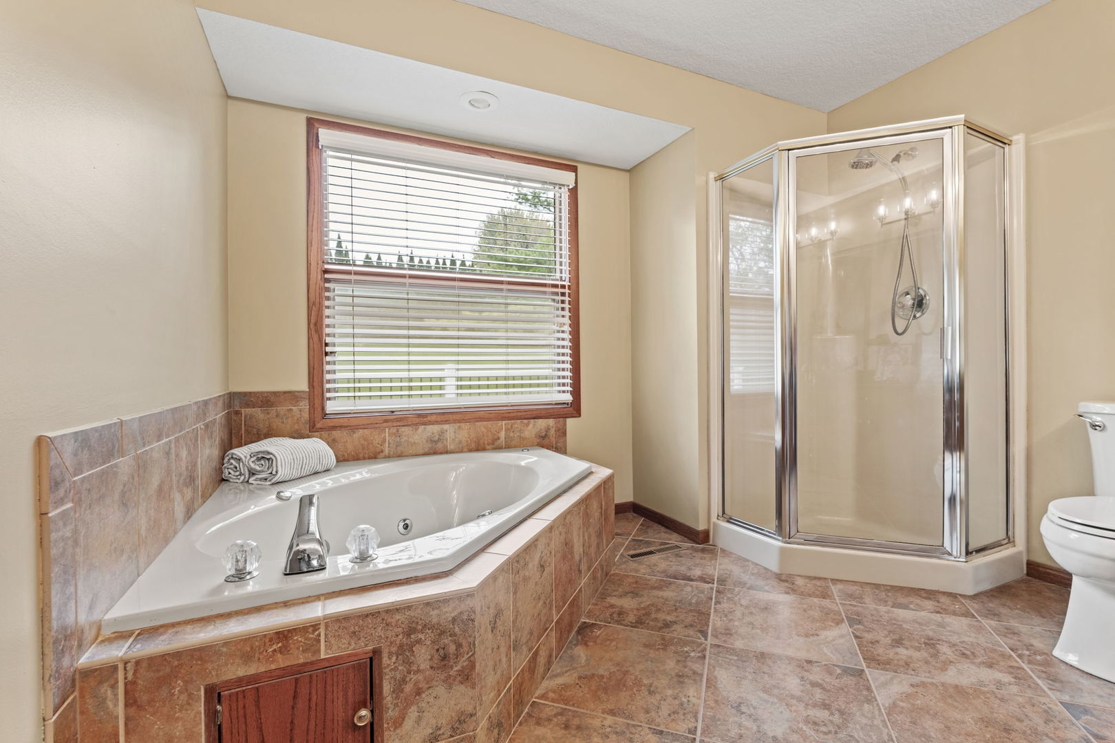 5018 Turnberry Lane Property Photo 23
