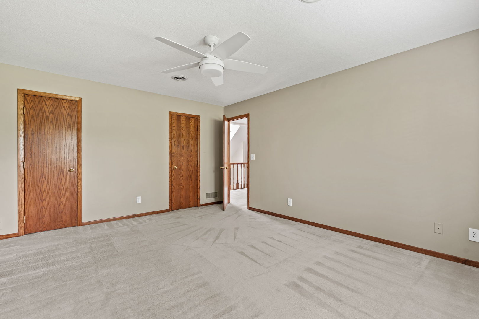 5018 Turnberry Lane Property Photo 34
