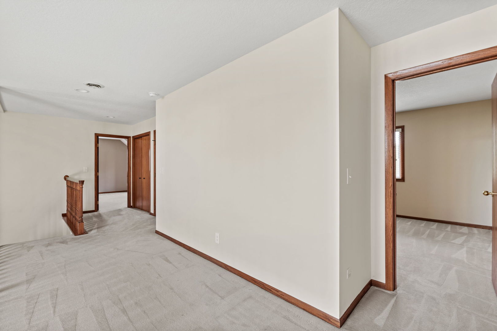 5018 Turnberry Lane Property Photo 34