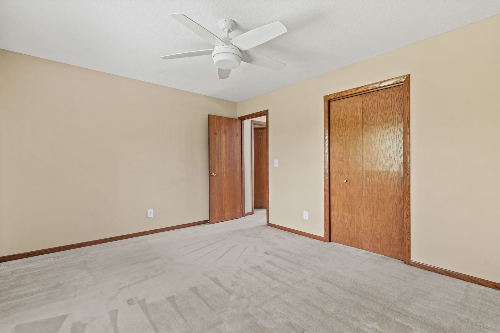 5018 Turnberry Lane Property Photo 38