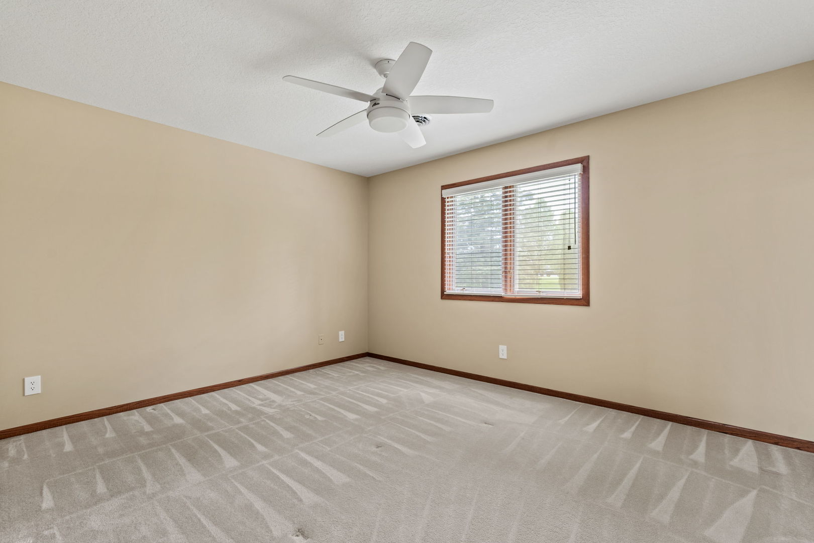 5018 Turnberry Lane Property Photo 39