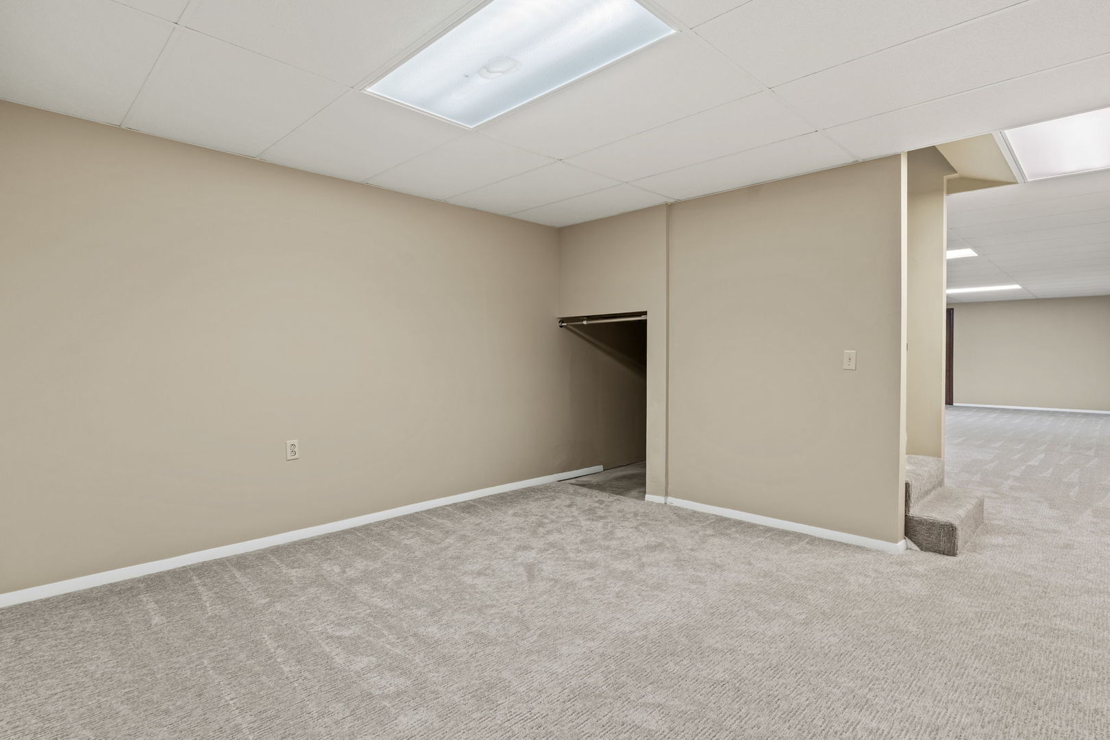 5018 Turnberry Lane Property Photo 43