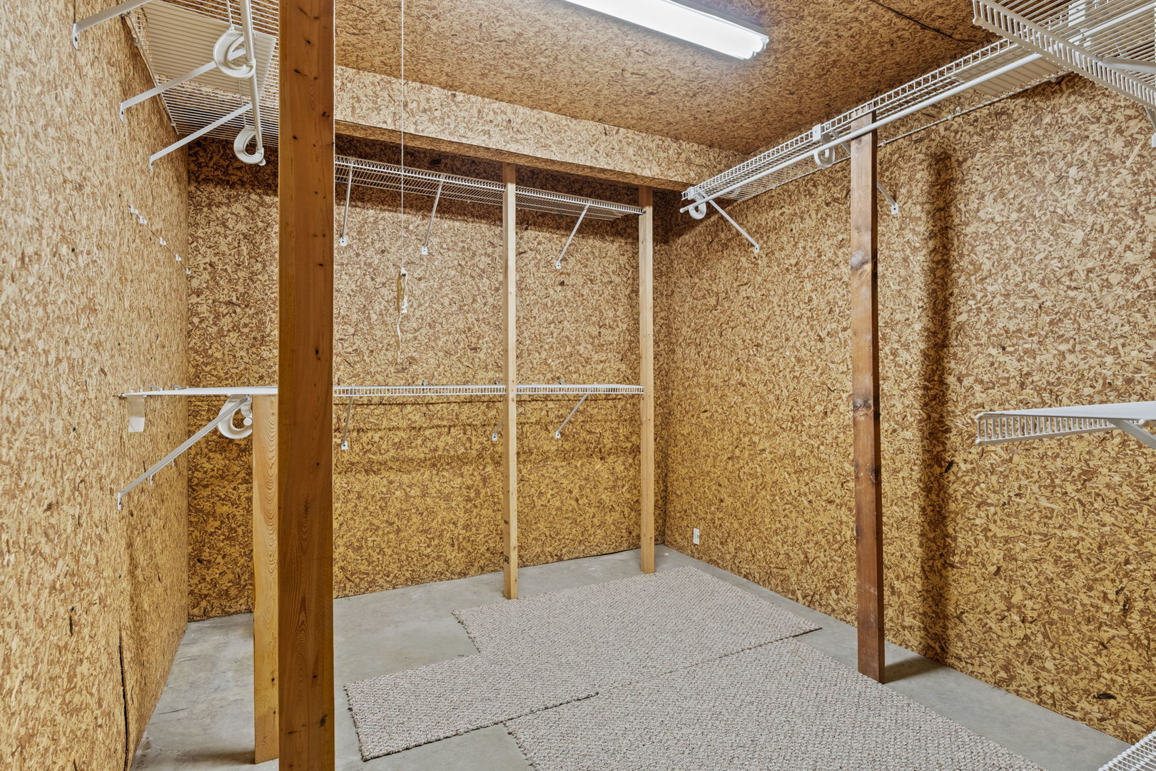 5018 Turnberry Lane Property Photo 47