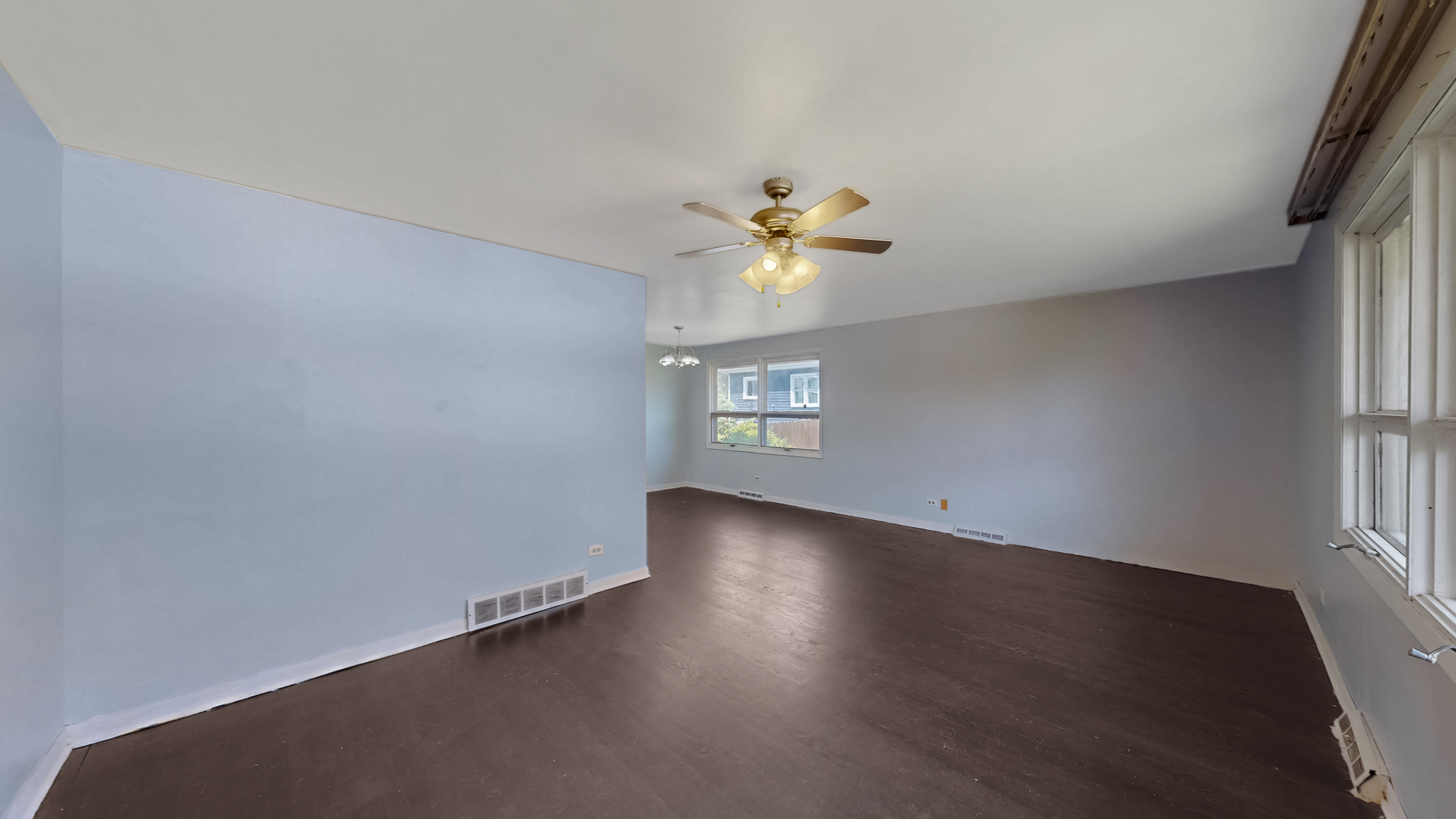 9224 Melvina Avenue Property Photo 3