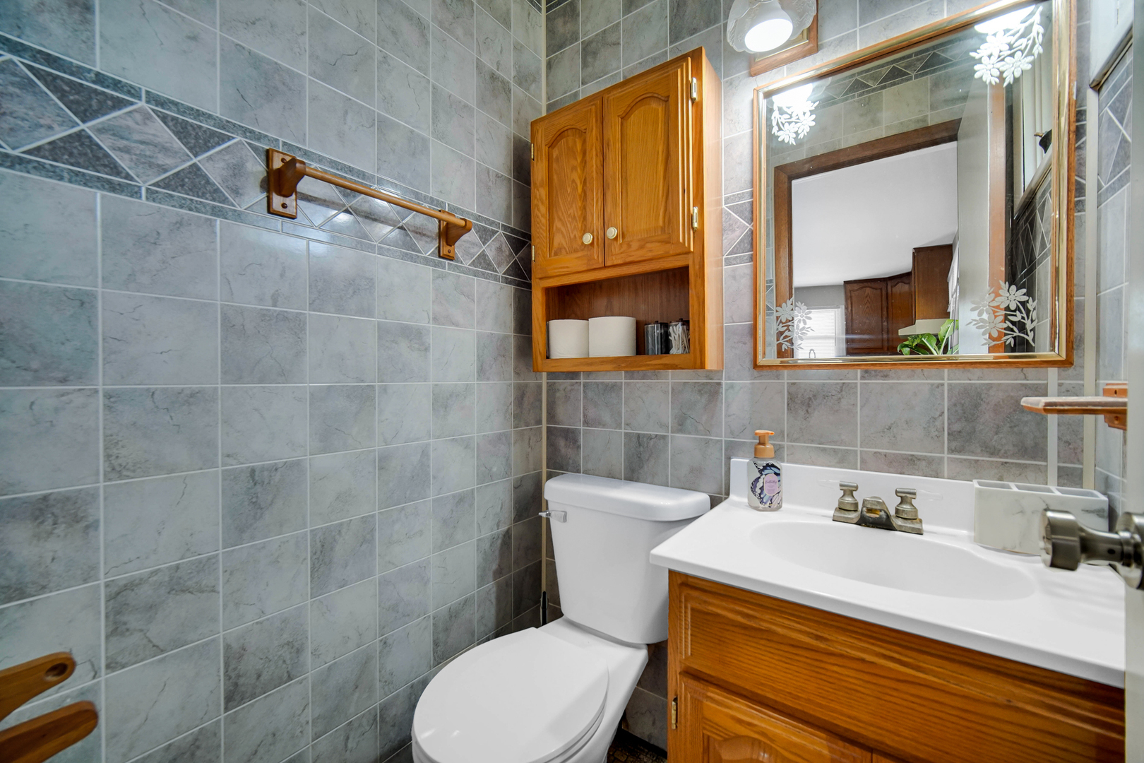 7305 W 75th Street Property Photo 16